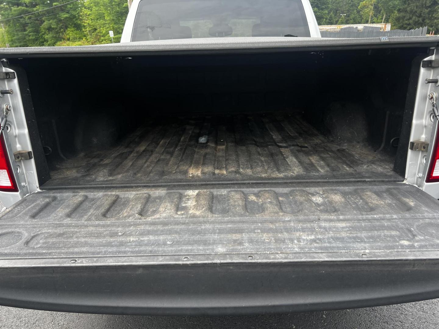 2017 Silver /Black RAM 1500 Express Crew Cab SWB 4WD (3C6RR7KT8HG) with an 5.7L V8 OHV 16V engine, 8A transmission, located at 11115 Chardon Rd. , Chardon, OH, 44024, (440) 214-9705, 41.580246, -81.241943 - Photo#15