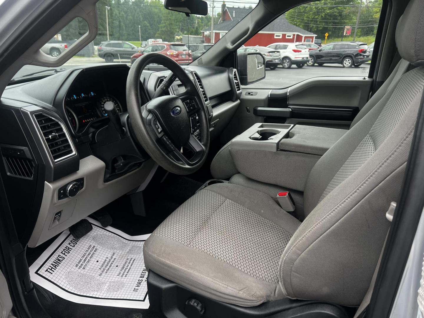 2016 Silver /Black Ford F-150 XLT SuperCrew 5.5-ft. Bed 4WD (1FTEW1EP2GF) with an 2.7L V6 DOHC 24V TWIN TURBO engine, 6 Speed Automatic transmission, located at 11115 Chardon Rd. , Chardon, OH, 44024, (440) 214-9705, 41.580246, -81.241943 - Photo#19