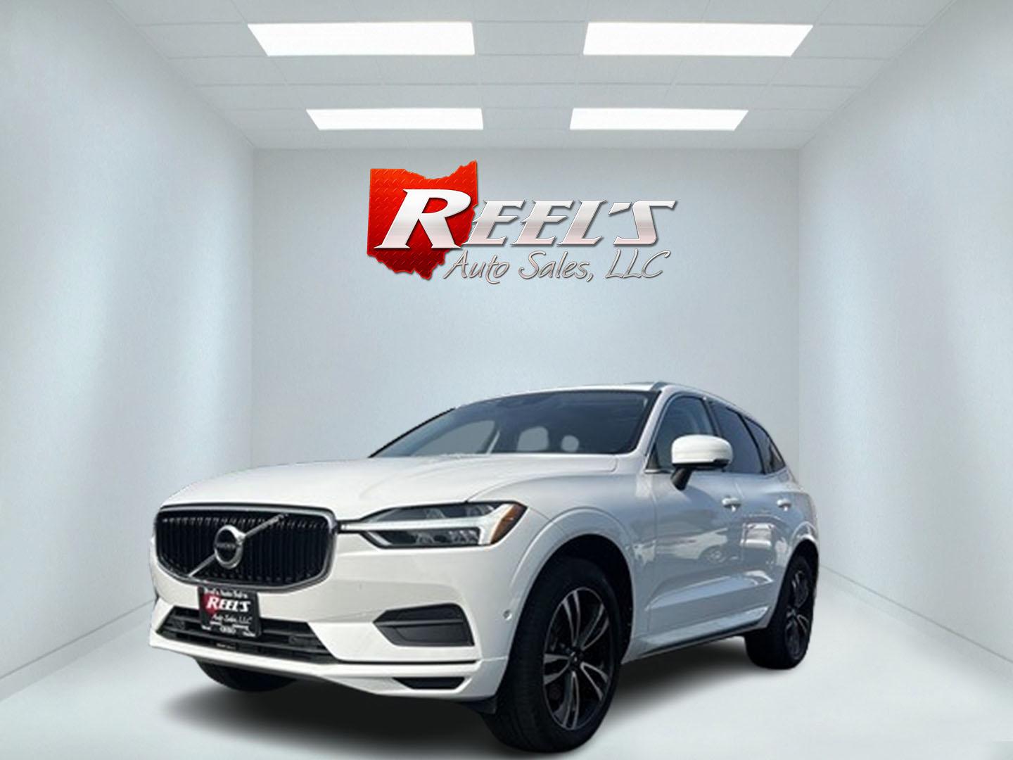 2018 /White Volvo XC60 T5 Momentum AWD (YV4102RK5J1) with an 2.0 I4 DOHC I4 Turbo engine, 6 Speed Automatic transmission, located at 11115 Chardon Rd. , Chardon, OH, 44024, (440) 214-9705, 41.580246, -81.241943 - This 2018 Volvo XC60 T5 Momentum AWD is a stylish and sophisticated compact luxury SUV, powered by a 2.0L turbocharged engine delivering 250 horsepower. It features an elegant leather interior with dual-zone automatic climate control and includes both a power panoramic moonroof and heated front seat - Photo#0