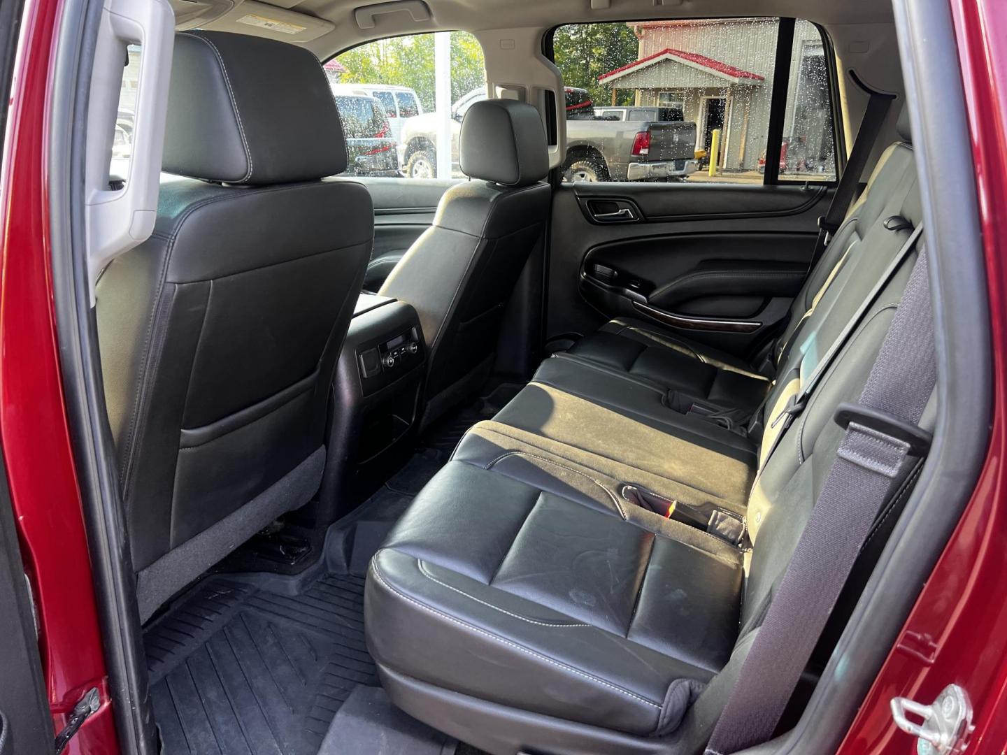 2017 /Black Chevrolet Tahoe LT 4WD (1GNSKBKC2HR) with an 5.3L V8 OHV 16V engine, 6A transmission, located at 547 E. Main St., Orwell, OH, 44076, (440) 437-5893, 41.535435, -80.847855 - This 2016 Chevrolet Tahoe LT 4WD is a well-equipped full-size SUV, powered by a 5.3-liter Vortec V8 engine paired with a 6-speed automatic transmission and offering a towing capacity of 6,200 pounds. It features a luxurious leather interior with comfort and safety features such as rain-sensing wiper - Photo#34