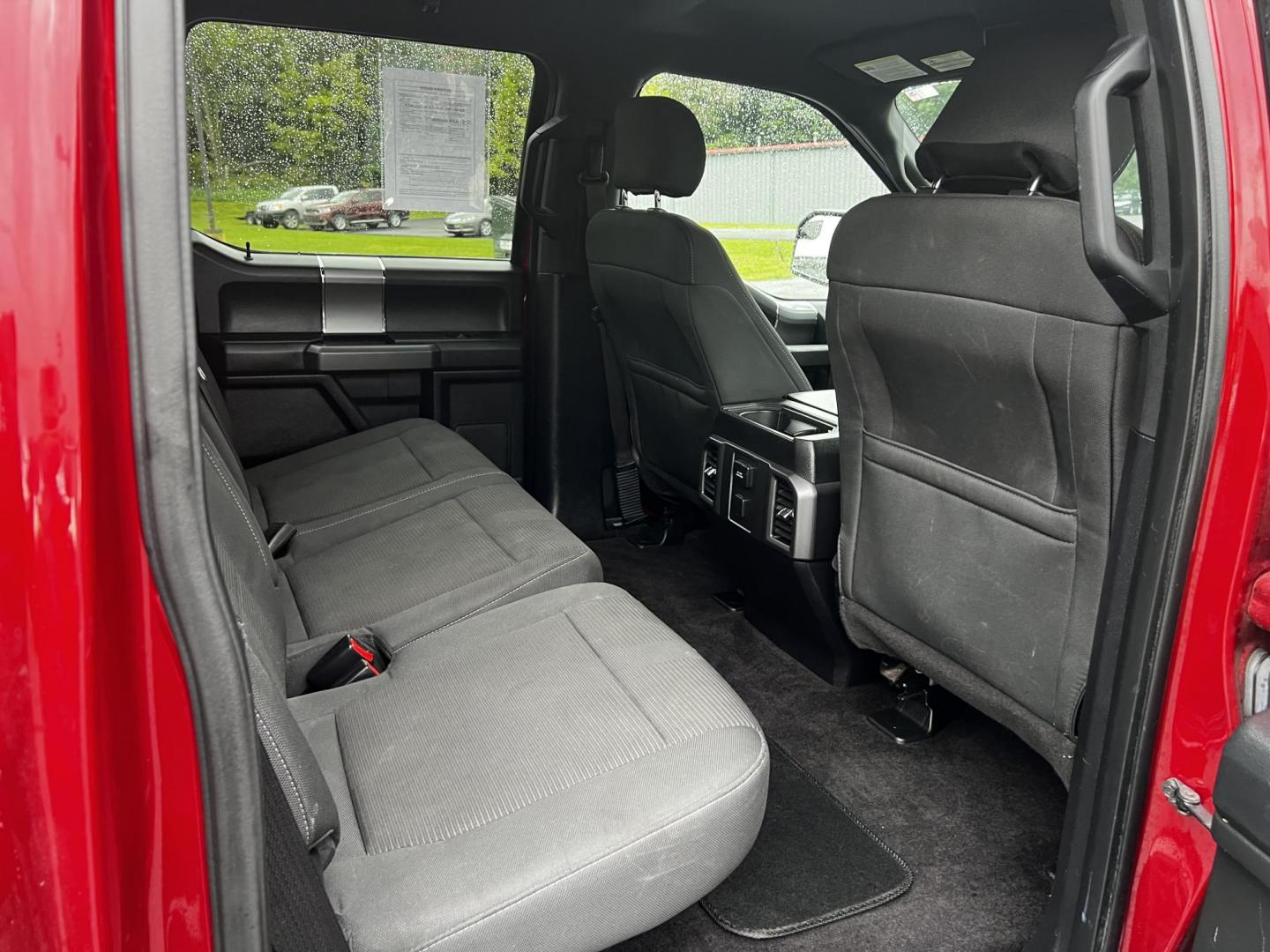 2016 Red /Black Ford F-150 XLT SuperCrew 6.5-ft. Bed 4WD (1FTEW1EP0GF) with an 2.7L V6 DOHC 24V TWIN TURBO engine, 6-Speed Automatic transmission, located at 11115 Chardon Rd. , Chardon, OH, 44024, (440) 214-9705, 41.580246, -81.241943 - Photo#39