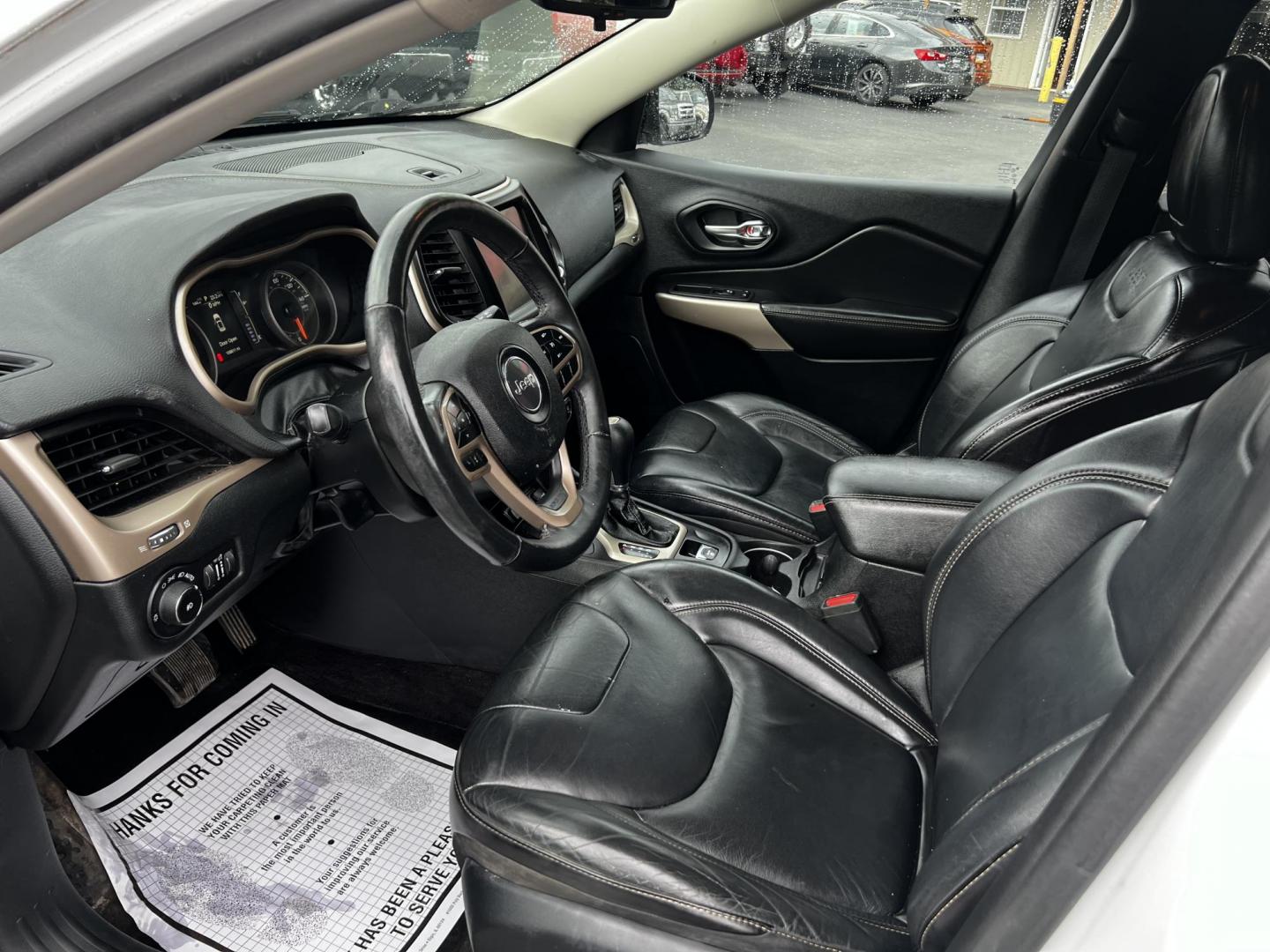 2017 White /Black Jeep Cherokee True North 4WD (1C4PJMCBXHW) with an 2.4L I4 DOHC 16V engine, 9-Speed Automatic transmission, located at 547 E. Main St., Orwell, OH, 44076, (440) 437-5893, 41.535435, -80.847855 - Photo#17