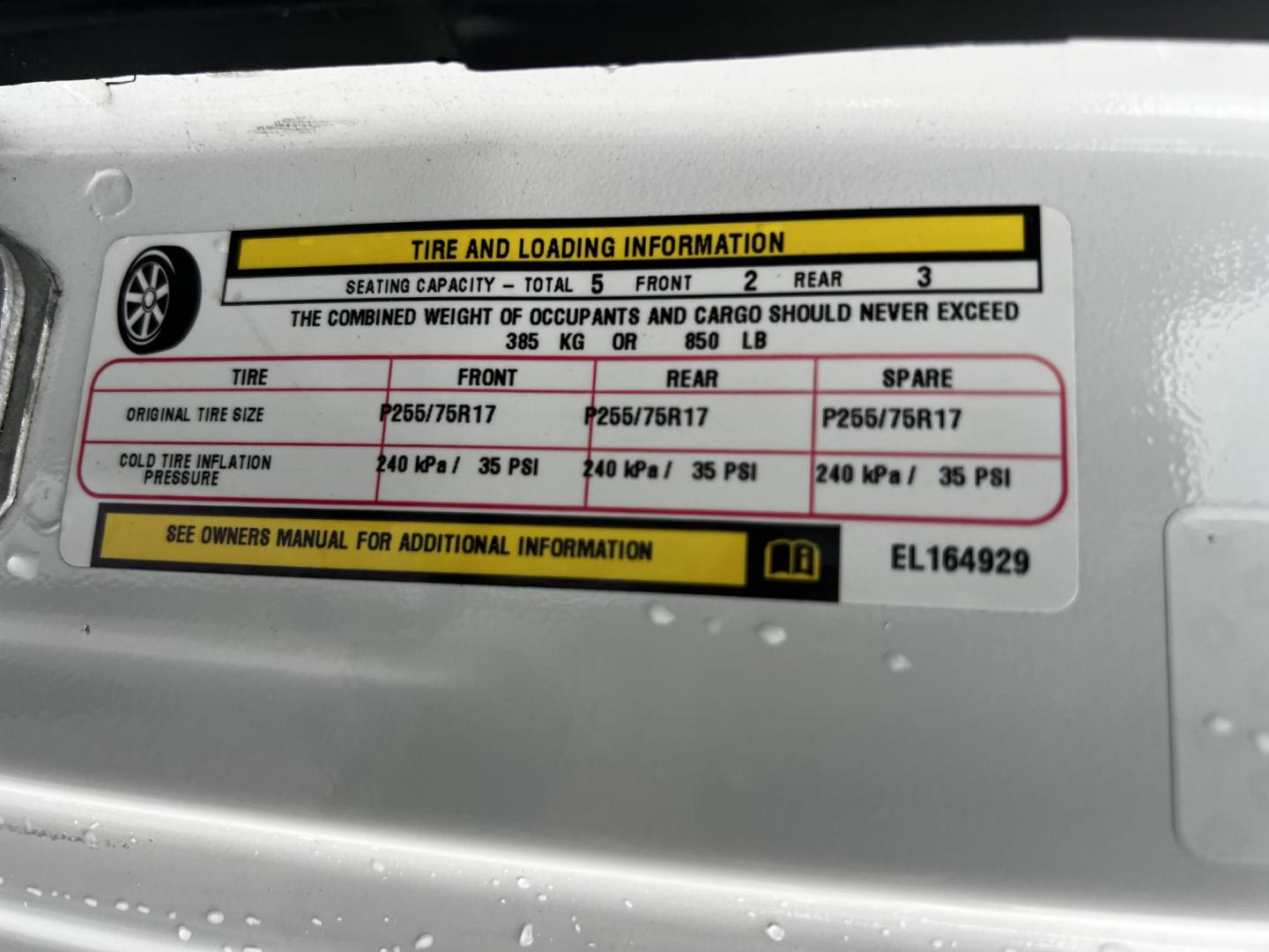 2014 White /Black Jeep Wrangler Unlimited Sport 4WD (1C4BJWDG3EL) with an 3.6L V6 DOHC 24V engine, 5 Speed Auto transmission, located at 547 E. Main St., Orwell, OH, 44076, (440) 437-5893, 41.535435, -80.847855 - This 2014 Jeep Wrangler Unlimited Sport is built for those who enjoy both adventure and practicality, featuring robust off-road capabilities and essential modern features. It's equipped with a 3.6-liter Pentastar V6 engine and a 5-speed automatic transmission, delivering reliable power and performan - Photo#18