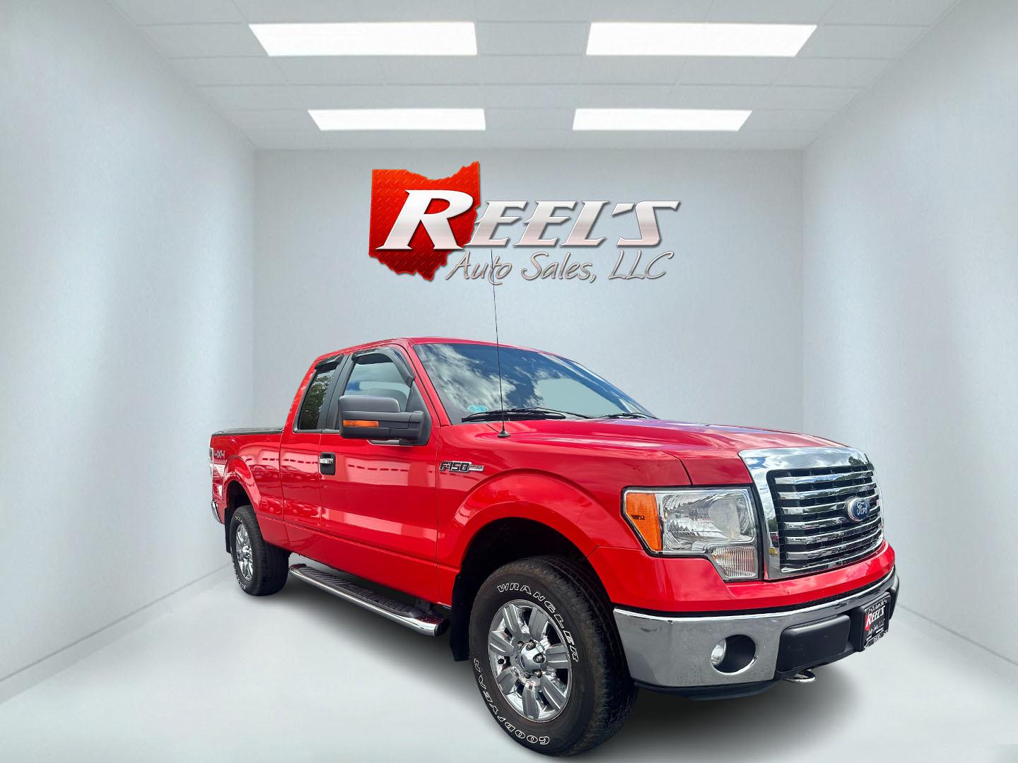 2011 Red /Gray Ford F-150 XLT SuperCab 6.5-ft. Bed 4WD (1FTFX1EF9BF) with an 5.0L V8 engine, 4-Speed Automatic transmission, located at 547 E. Main St., Orwell, OH, 44076, (440) 437-5893, 41.535435, -80.847855 - Photo#2