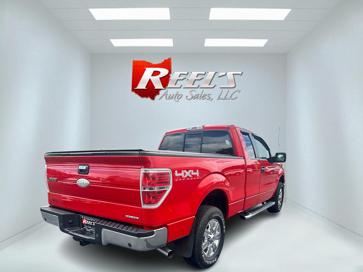 2011 Red /Gray Ford F-150 XLT SuperCab 6.5-ft. Bed 4WD (1FTFX1EF9BF) with an 5.0L V8 engine, 4-Speed Automatic transmission, located at 547 E. Main St., Orwell, OH, 44076, (440) 437-5893, 41.535435, -80.847855 - Photo#5