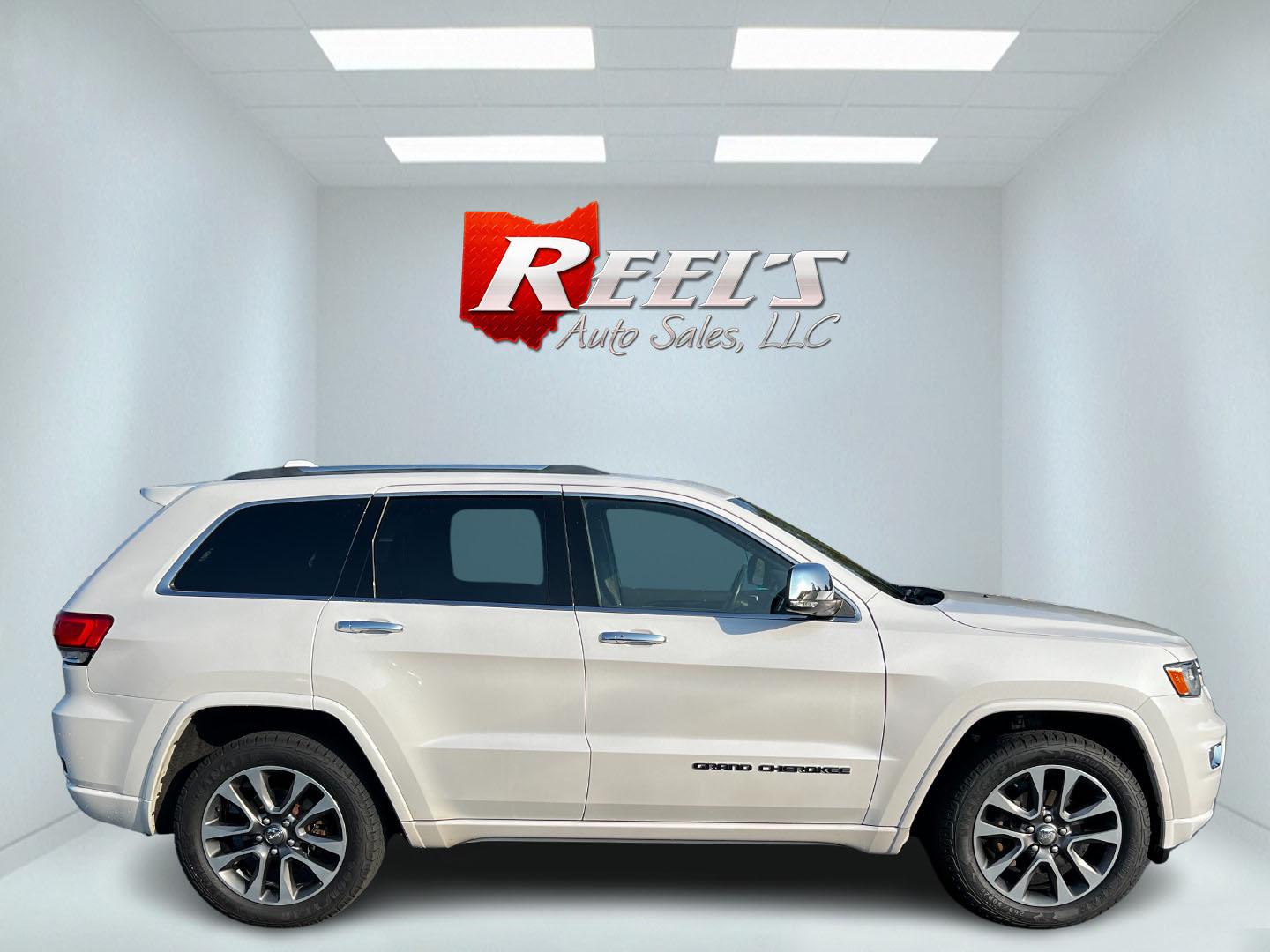 2018 White /Brown Jeep Grand Cherokee Overland 4WD (1C4RJFCGXJC) with an 3.6L V6 DOHC 24V engine, 8A transmission, located at 11115 Chardon Rd. , Chardon, OH, 44024, (440) 214-9705, 41.580246, -81.241943 - Photo#4