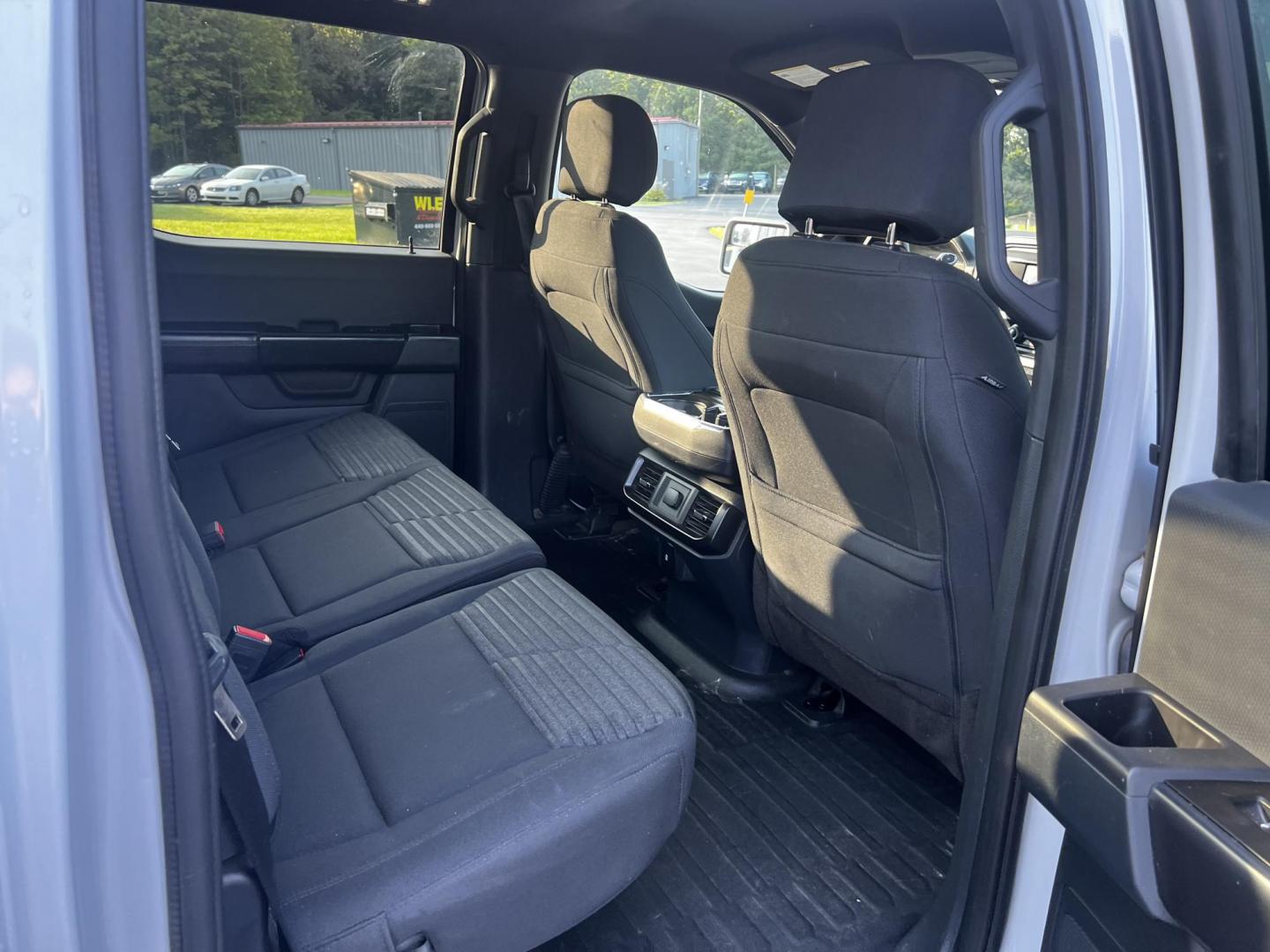 2021 White /Black Ford F-150 STX SuperCrew 5.5-ft. Bed 4WD (1FTEW1EP0MK) with an 2.7L V6 DOHC 24V TWIN TURBO engine, 10 Speed Auto transmission, located at 11115 Chardon Rd. , Chardon, OH, 44024, (440) 214-9705, 41.580246, -81.241943 - Photo#33