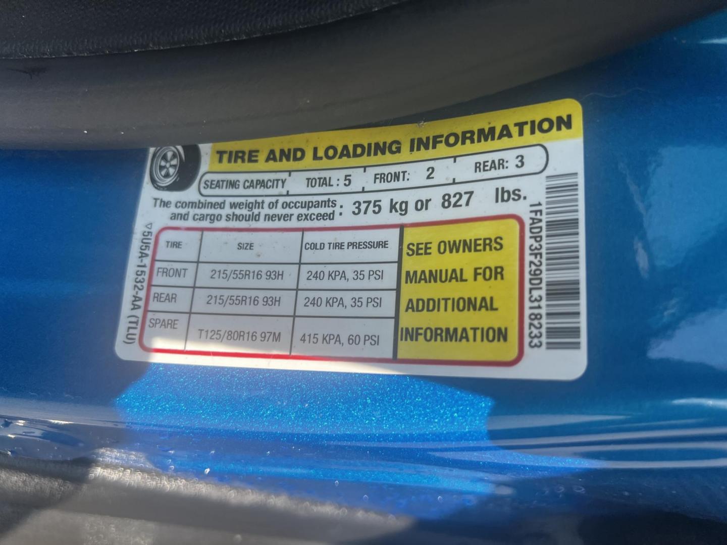 2013 Blue /Black Ford Focus SE Sedan (1FADP3F29DL) with an 2.0L I4 DOHC 16V engine, 6-Speed Automatic transmission, located at 547 E. Main St., Orwell, OH, 44076, (440) 437-5893, 41.535435, -80.847855 - Photo#18