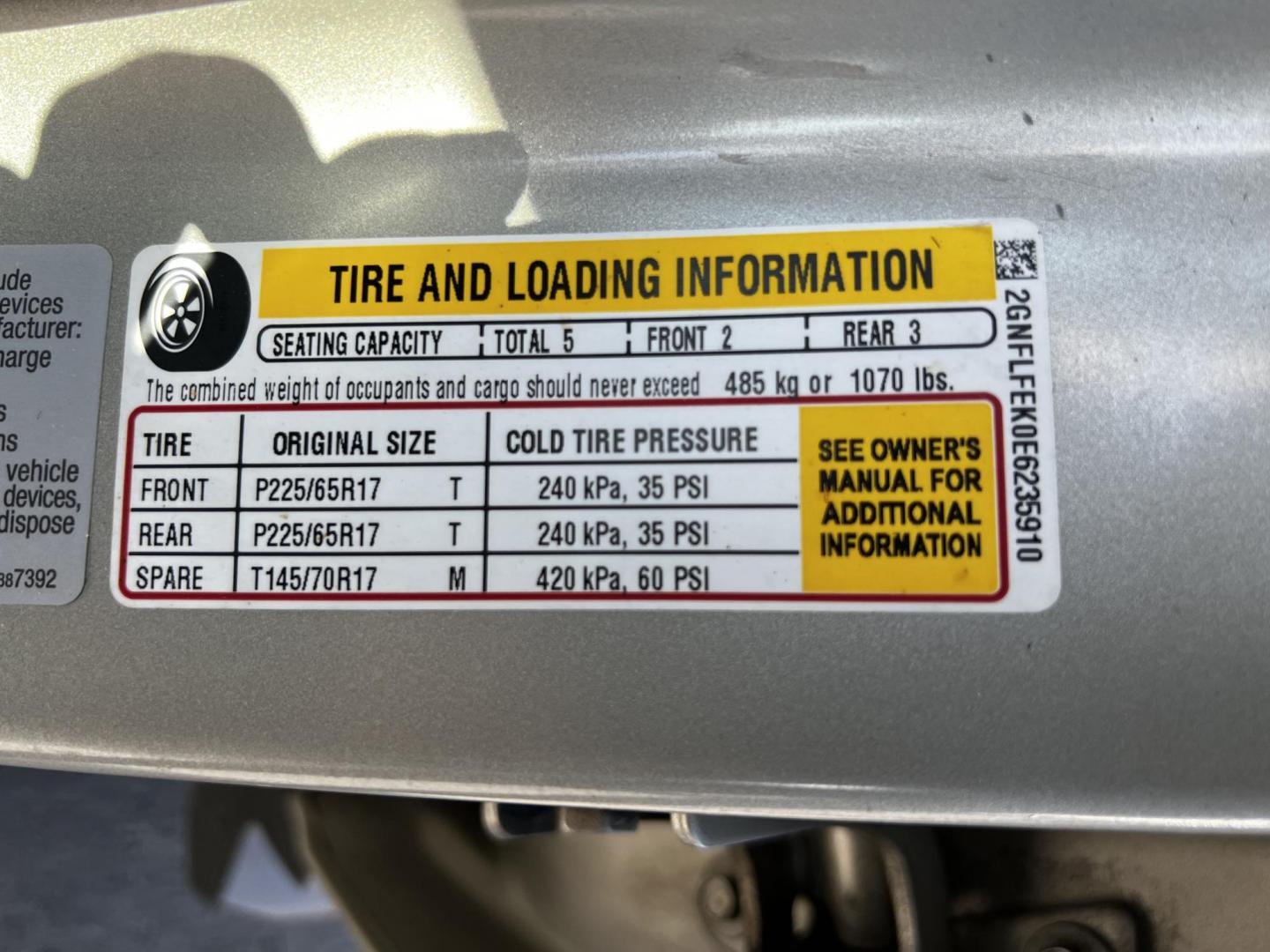 2014 Gold /Black Chevrolet Equinox 1LT AWD (2GNFLFEK0E6) with an 2.4L L4 DOHC 16V engine, 6-Speed Automatic transmission, located at 547 E. Main St., Orwell, OH, 44076, (440) 437-5893, 41.535435, -80.847855 - Photo#20