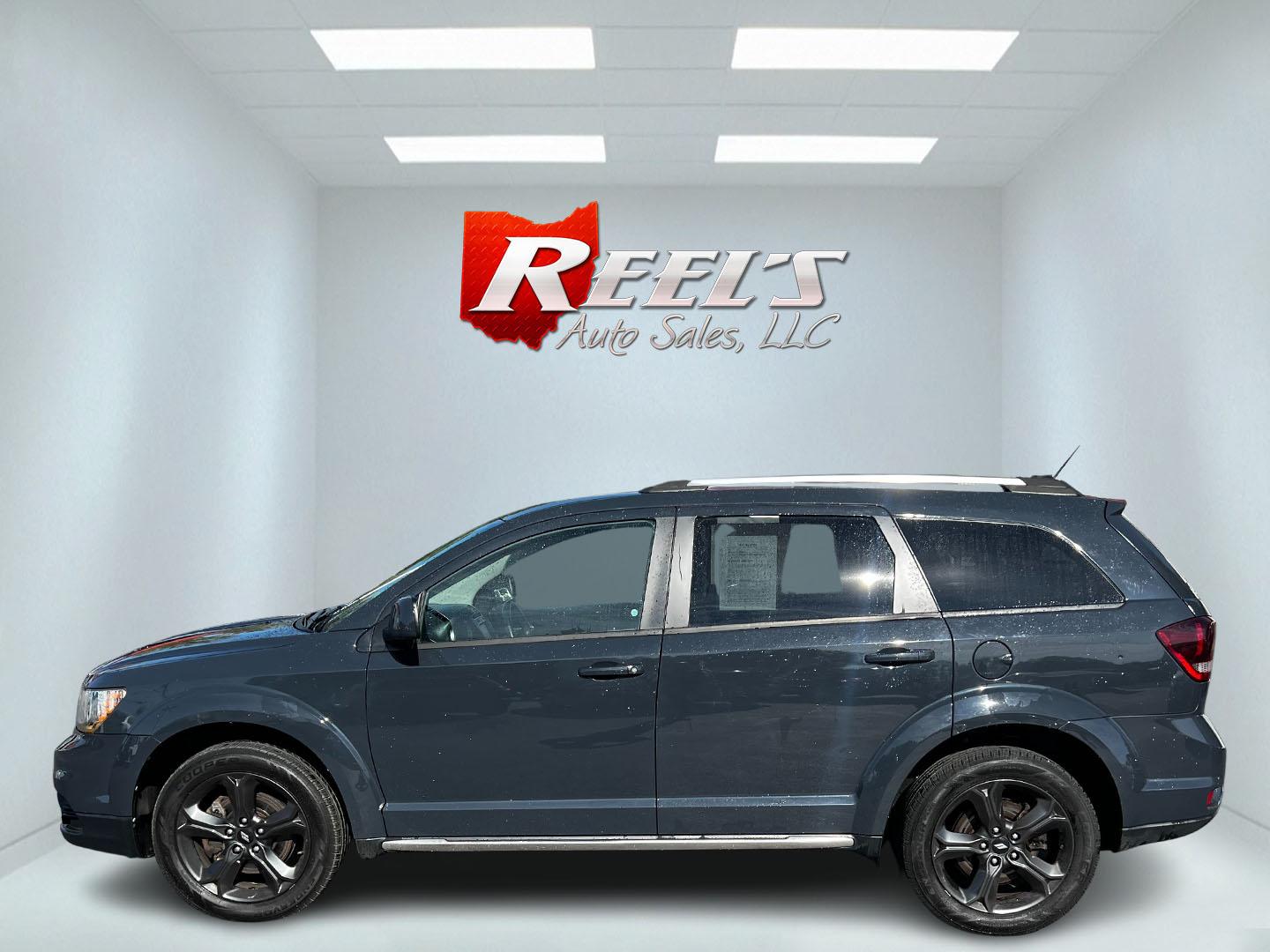 2018 Gray /Black Dodge Journey Crossroad AWD (3C4PDDGG4JT) with an 3.6L V6 DOHC 24V engine, 6A transmission, located at 547 E. Main St., Orwell, OH, 44076, (440) 437-5893, 41.535435, -80.847855 - Photo#9