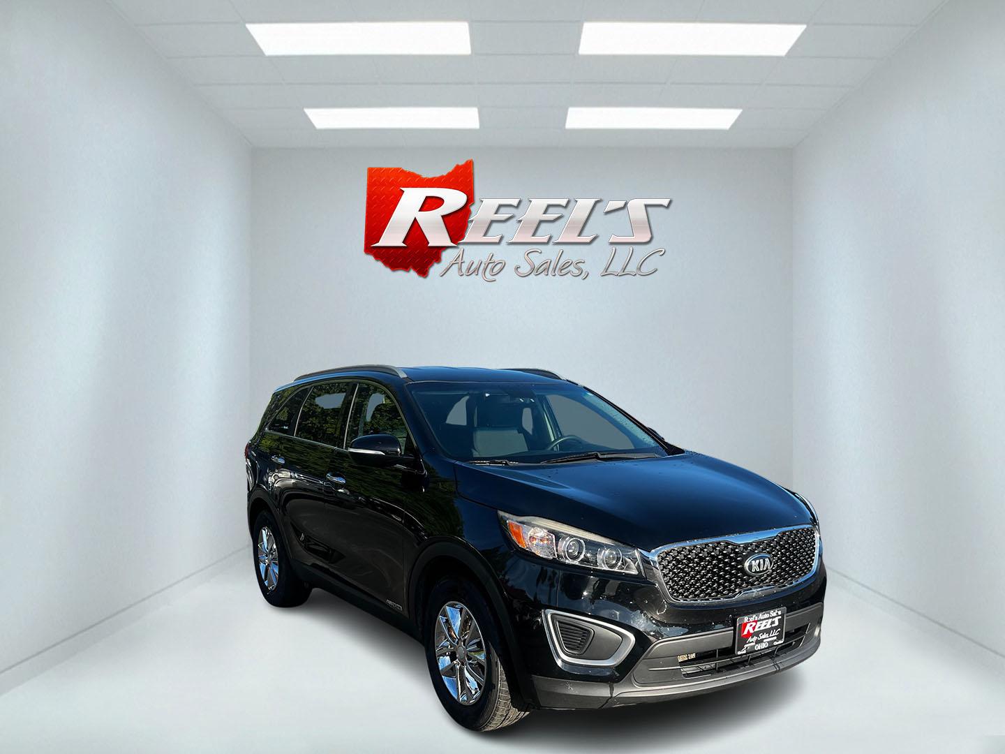 2016 Black /Black Kia Sorento LX V6 AWD (5XYPGDA5XGG) with an 3.3L V6 DOHC 24V engine, 6-Speed Automatic transmission, located at 547 E. Main St., Orwell, OH, 44076, (440) 437-5893, 41.535435, -80.847855 - Photo#2