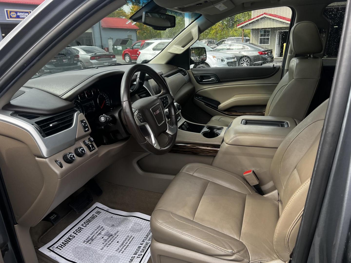 2018 Gray /Brown GMC Yukon XL SLT Standard Edition 4WD (1GKS2JKC9JR) with an 5.3L V8 OHV 16V engine, 6A transmission, located at 547 E. Main St., Orwell, OH, 44076, (440) 437-5893, 41.535435, -80.847855 - This 2018 GMC Yukon XL SLT Standard Edition 4WD is a well-rounded SUV designed for both luxury and functionality. Powered by a 5.3-liter Vortec V8 engine producing 355 horsepower and coupled with a 6-speed automatic transmission, it is capable of towing up to 8,000 pounds, making it ideal for haulin - Photo#15