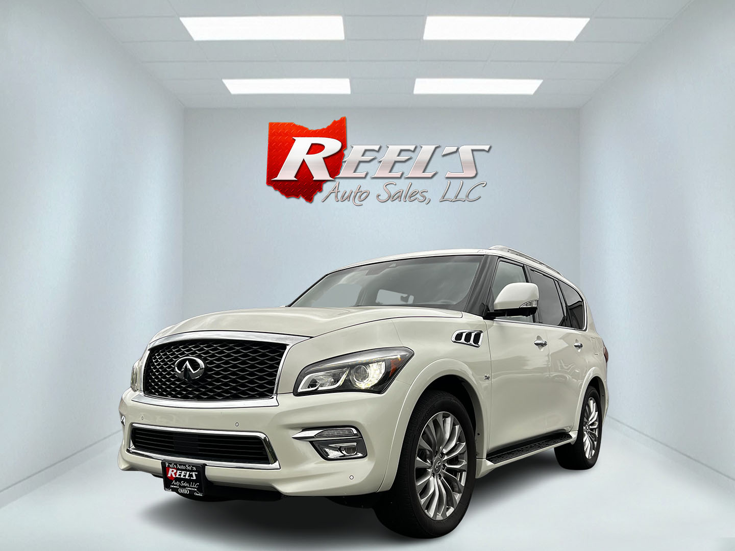 photo of 2017 Infiniti QX80 Base 4WD