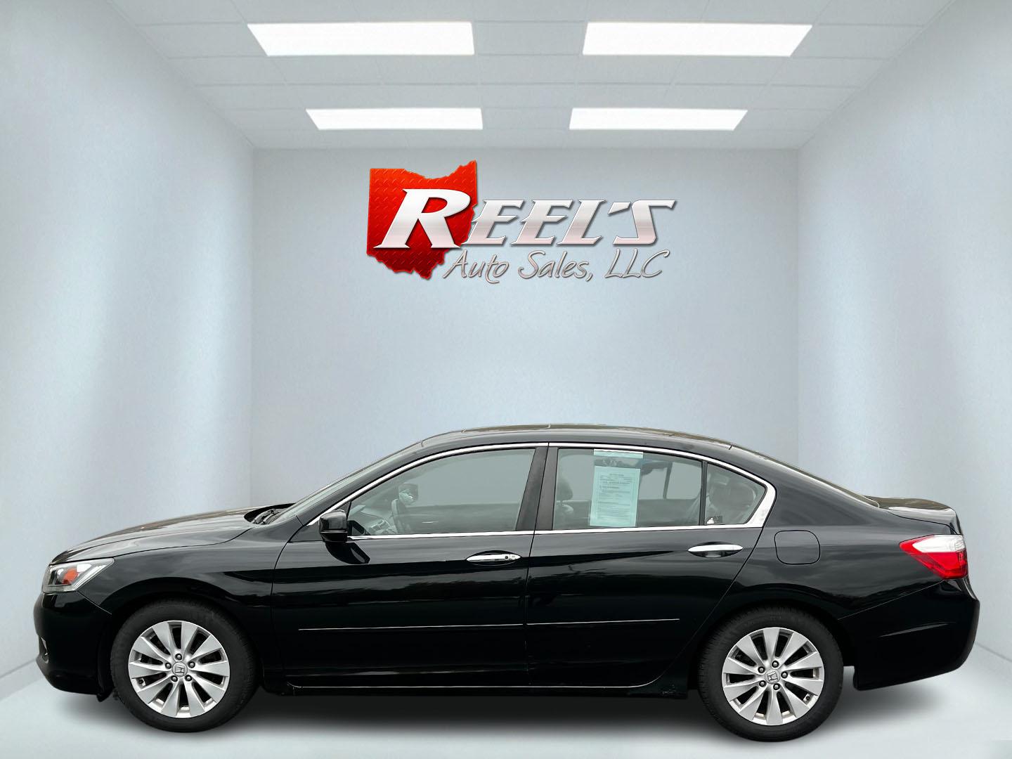 2013 Black /Black Honda Accord EX-L Sedan CVT (1HGCR2F8XDA) with an 2.4L I4 DOHC 16V engine, Automatic transmission, located at 11115 Chardon Rd. , Chardon, OH, 44024, (440) 214-9705, 41.580246, -81.241943 - This One Owner 2013 Honda Accord EX-L is a well-rounded midsize sedan known for its efficiency and comfort, powered by a 2.4-liter I4 Earthdreams engine that achieves an impressive 35 MPG on the highway. The interior is tastefully designed with leather upholstery and amenities like heated front seat - Photo#9