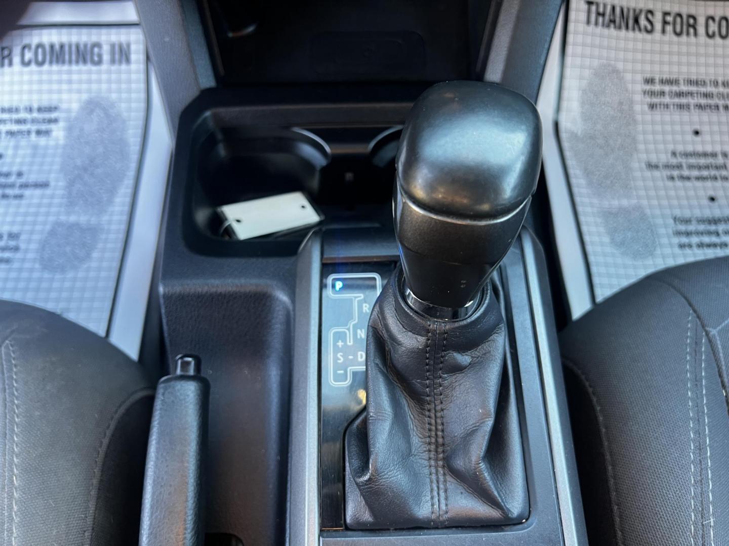 2017 Blue /Black Toyota Tacoma TRD Sport Access Cab V6 6AT 4WD (5TFSZ5AN9HX) with an 3.5L V6 DOHC 24V engine, 6A transmission, located at 11115 Chardon Rd. , Chardon, OH, 44024, (440) 214-9705, 41.580246, -81.241943 - Photo#26