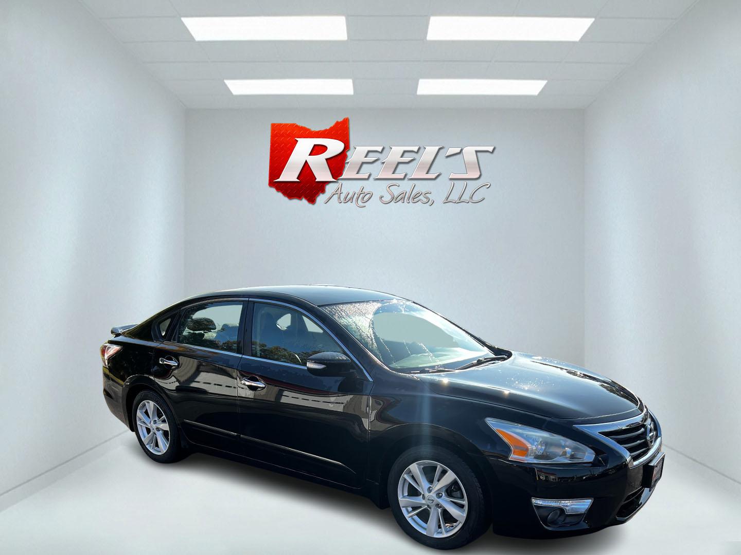 2014 Black /Black Nissan Altima 2.5 SL (1N4AL3AP1EC) with an 2.5L I4 DOHC 16V engine, Automatic transmission, located at 11115 Chardon Rd. , Chardon, OH, 44024, (440) 214-9705, 41.580246, -81.241943 - This One Owner 2014 Nissan Altima 2.5 SL is a midsize sedan that effectively combines efficiency, comfort, and technology. It features a 2.5-liter inline-4 engine achieving up to 37 MPG on the highway, with a Sport Mode for enhanced driving dynamics. Interior highlights include a leather interior, p - Photo#3