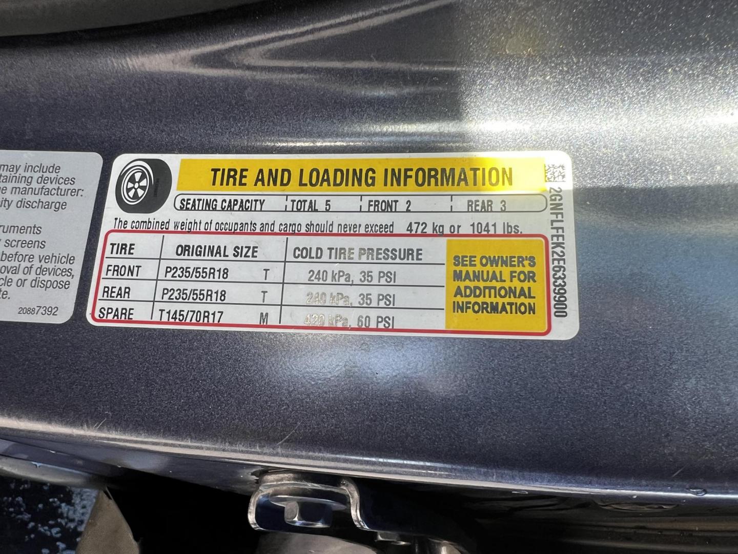 2014 Blue /Black Chevrolet Equinox 1LT AWD (2GNFLFEK2E6) with an 2.4L I4 DOHC 16V engine, 6-Speed Automatic transmission, located at 547 E. Main St., Orwell, OH, 44076, (440) 437-5893, 41.535435, -80.847855 - This 2014 Chevrolet Equinox 1LT AWD is a compact SUV combining efficiency, technology, and convenience. It features a 2.4-liter inline-4 Ecotec engine with a 6-speed automatic transmission, offering up to 28 MPG on the highway and all-wheel drive for improved traction. The interior focuses on comfor - Photo#17