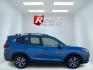 2022 Blue /Gray Subaru Forester Limited (JF2SKAPC3NH) with an 2.5L H4 SOHC 16V engine, Automatic transmission, located at 11115 Chardon Rd. , Chardon, OH, 44024, (440) 214-9705, 41.580246, -81.241943 - This One Owner 2022 Subaru Forester Limited is a versatile and well-equipped SUV designed for performance and comfort. Powered by a 2.5-liter Boxer engine, this model features X Mode for enhanced off-road capability. It boasts a highway fuel efficiency of 33 MPG, making it an economical choice for l - Photo#4