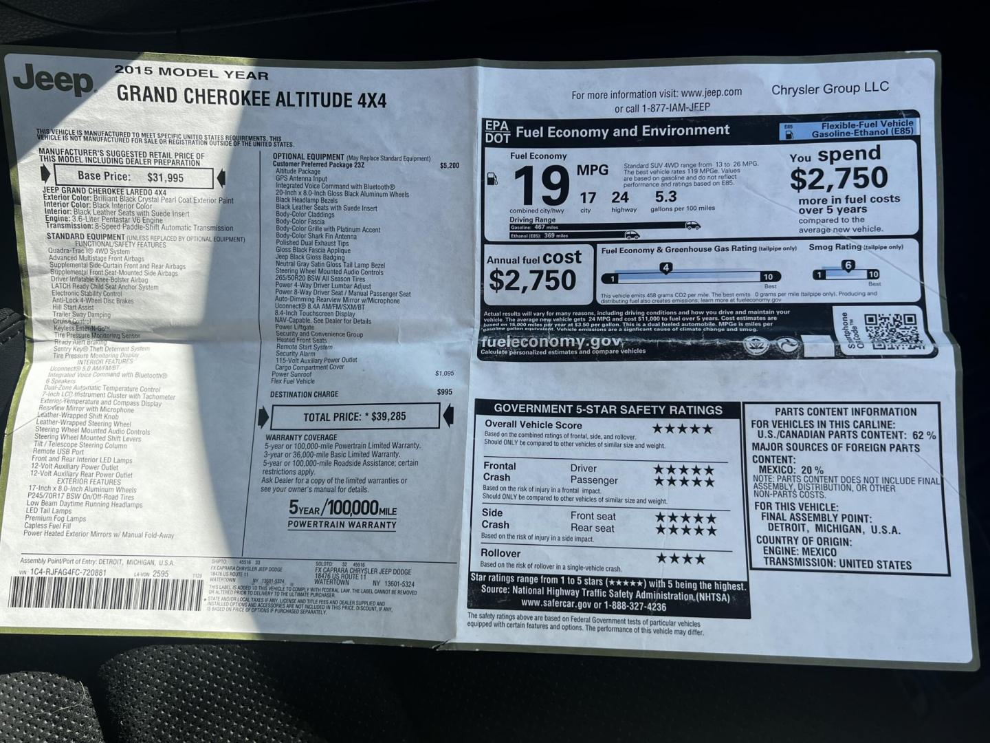 2015 Black /Black Jeep Grand Cherokee Altitude 4WD (1C4RJFAG4FC) with an 3.6L V6 DOHC 24V FFV engine, 8-Speed Automatic transmission, located at 11115 Chardon Rd. , Chardon, OH, 44024, (440) 214-9705, 41.580246, -81.241943 - Photo#43