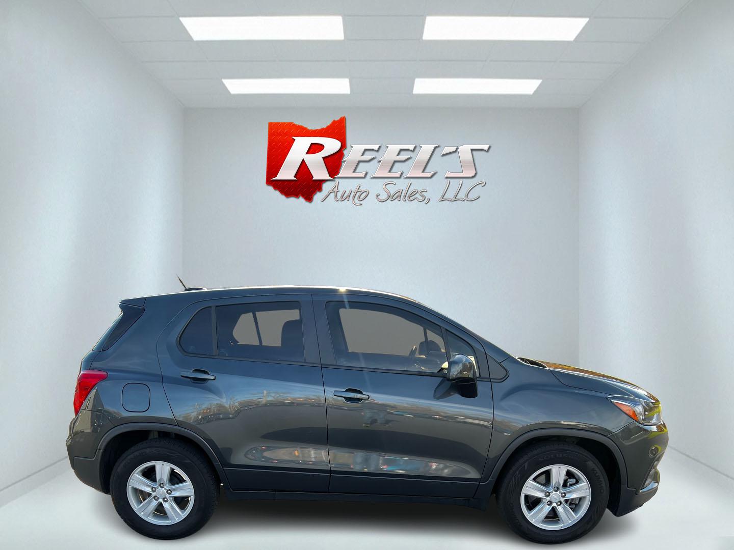 2020 Gray /Black Chevrolet Trax LS FWD (3GNCJKSB9LL) with an 1.4L I4 DOHC 16V TURBO engine, 6A transmission, located at 547 E. Main St., Orwell, OH, 44076, (440) 437-5893, 41.535435, -80.847855 - Photo#3