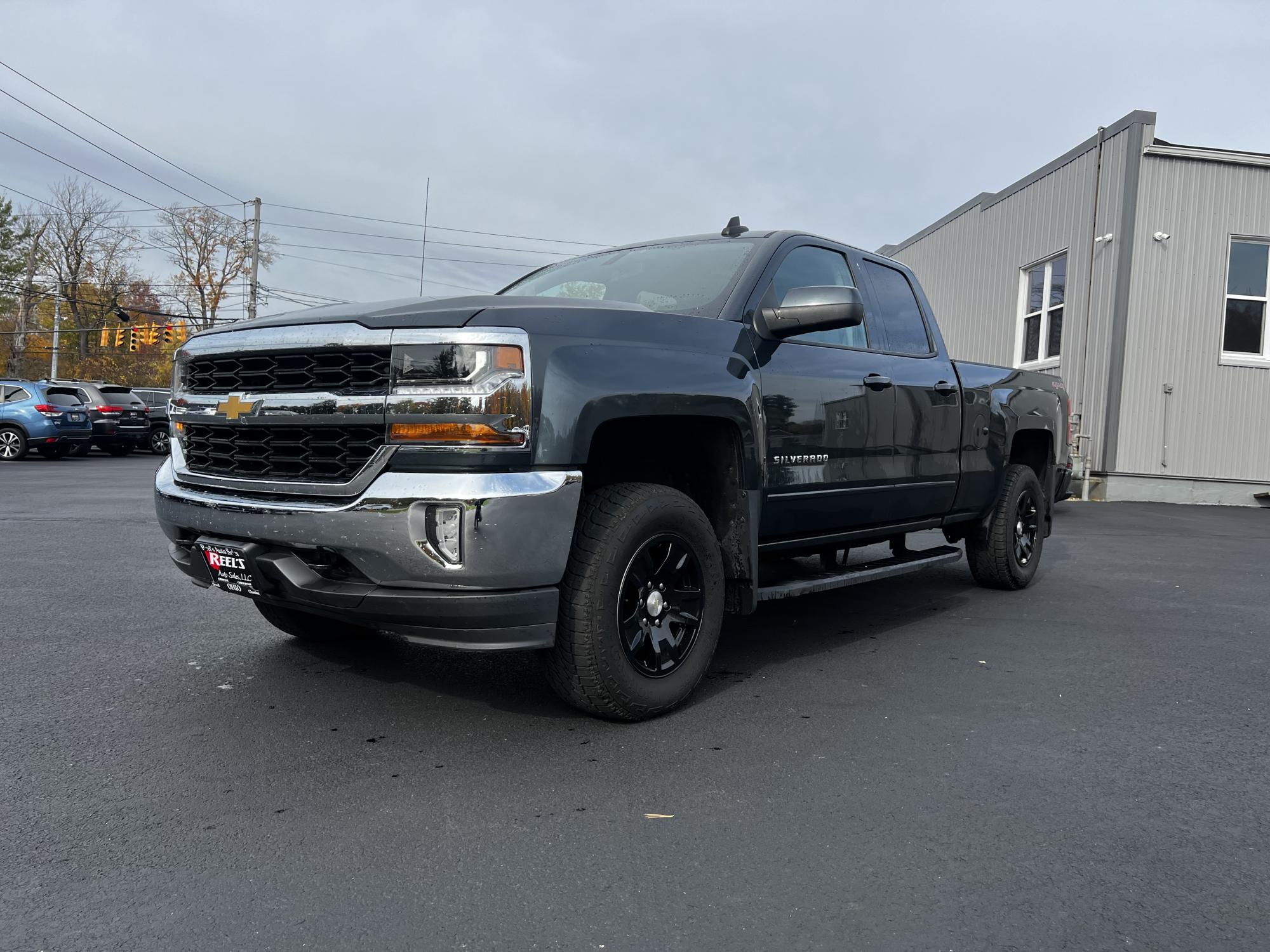 photo of 2017 Chevrolet Silverado 1500 LT Double Cab 4WD