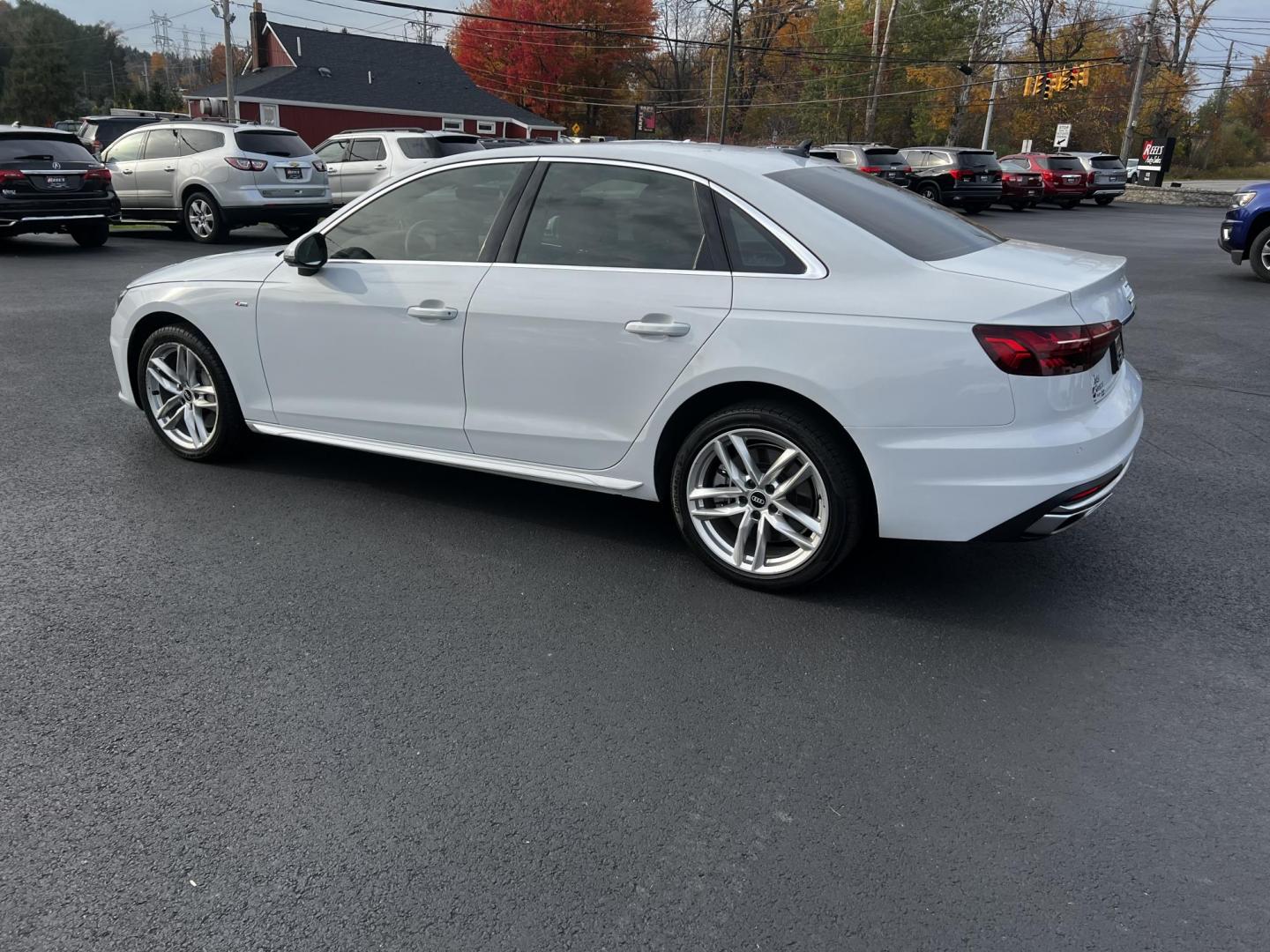 2021 White /Brown Audi A4 Premium Plus quattro (WAUEAAF4XMA) with an 2.0L I4 DOHC 16V TURBO engine, 7A transmission, located at 547 E. Main St., Orwell, OH, 44076, (440) 437-5893, 41.535435, -80.847855 - Photo#12