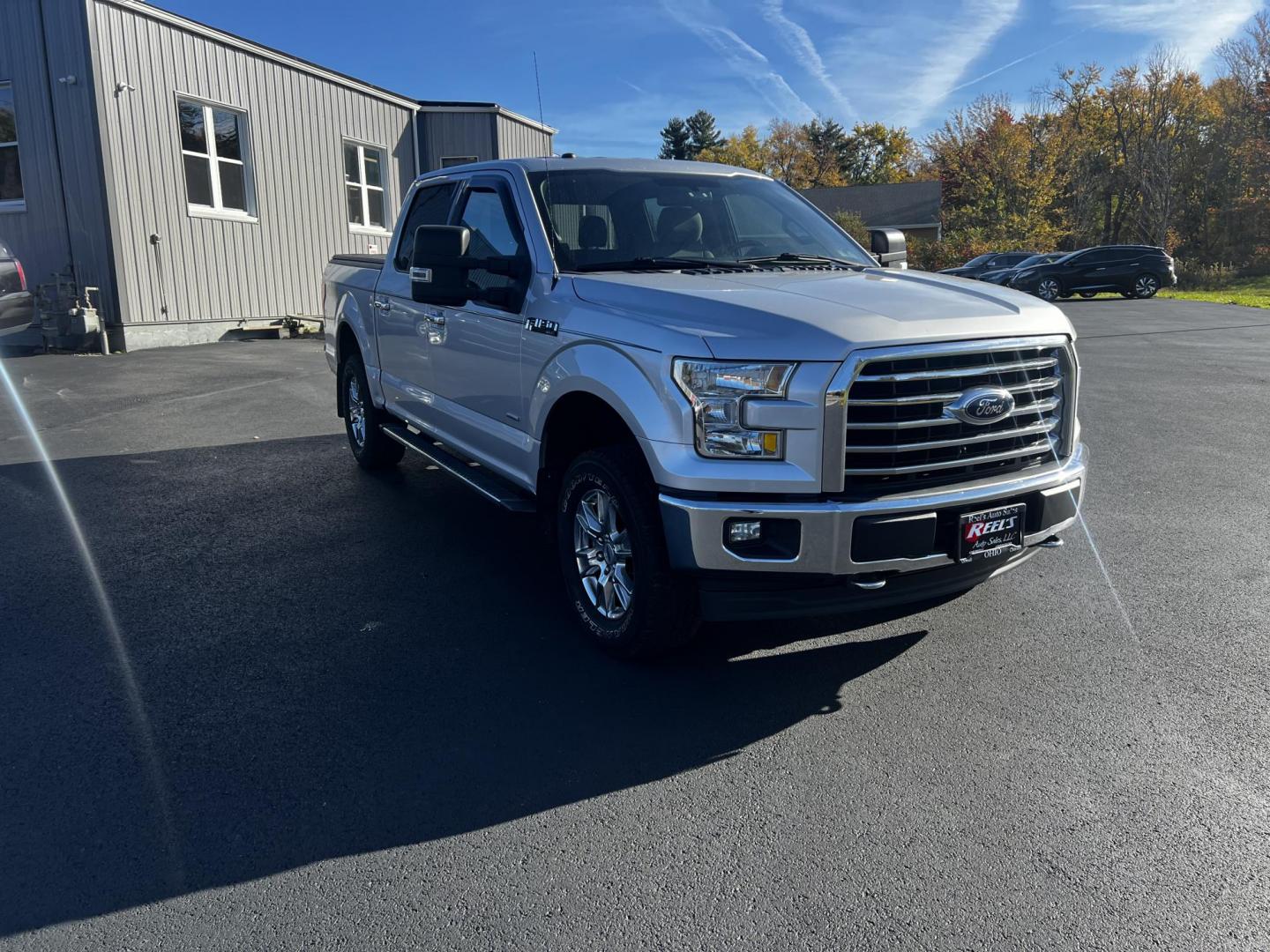 2017 Silver /Gray Ford F-150 XLT SuperCrew 5.5-ft. Bed 4WD (1FTEW1EG1HF) with an 3.5 V6 TWIN TURBO engine, 10 Speed Auto transmission, located at 11115 Chardon Rd. , Chardon, OH, 44024, (440) 214-9705, 41.580246, -81.241943 - This 2017 Ford F-150 XLT Crew Cab 4WD is a versatile and capable truck, equipped with a 3.5L Twin Turbo EcoBoost V6 engine and a 10-speed automatic transmission. It boasts a robust towing capacity of 10,700 pounds, making it suitable for heavy-duty tasks. With 3.31 gearing, it balances efficiency an - Photo#1