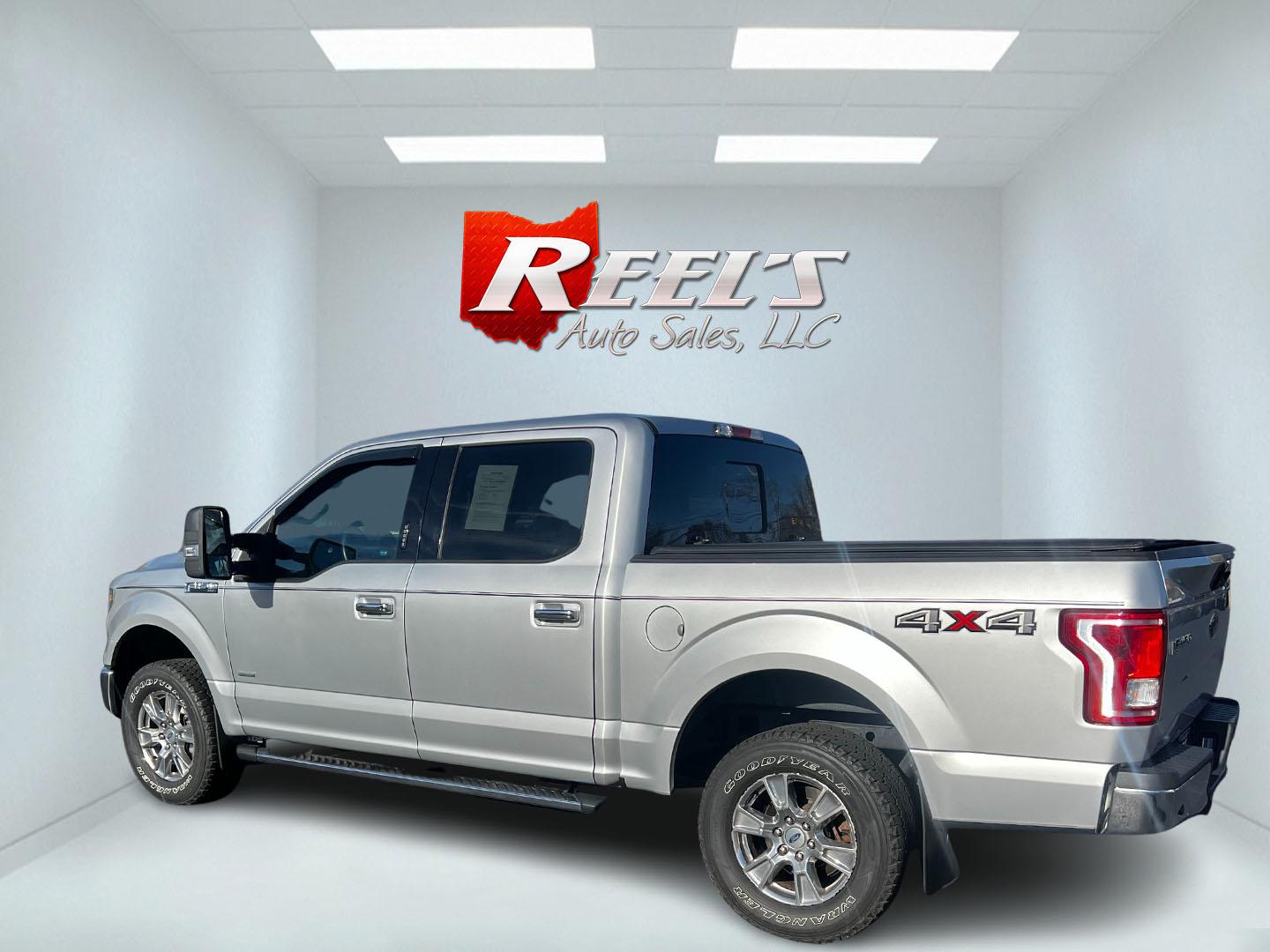 2017 Silver /Gray Ford F-150 XLT SuperCrew 5.5-ft. Bed 4WD (1FTEW1EG1HF) with an 3.5 V6 TWIN TURBO engine, 10 Speed Auto transmission, located at 11115 Chardon Rd. , Chardon, OH, 44024, (440) 214-9705, 41.580246, -81.241943 - This 2017 Ford F-150 XLT Crew Cab 4WD is a versatile and capable truck, equipped with a 3.5L Twin Turbo EcoBoost V6 engine and a 10-speed automatic transmission. It boasts a robust towing capacity of 10,700 pounds, making it suitable for heavy-duty tasks. With 3.31 gearing, it balances efficiency an - Photo#7