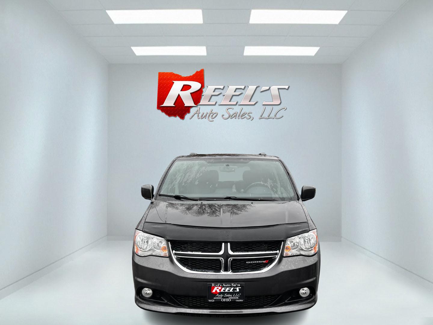 2017 Gray /Black Dodge Grand Caravan SXT (2C4RDGCG0HR) with an 3.6L V6 DOHC 24V FFV engine, 6A transmission, located at 547 E. Main St., Orwell, OH, 44076, (440) 437-5893, 41.535435, -80.847855 - This 2017 Dodge Grand Caravan SXT offers a blend of versatility and comfort, making it a strong contender for families needing ample space and convenience. It is equipped with a 3.6-liter Pentastar V6 engine paired with a 6-speed automatic transmission, providing robust performance along with flex-f - Photo#1