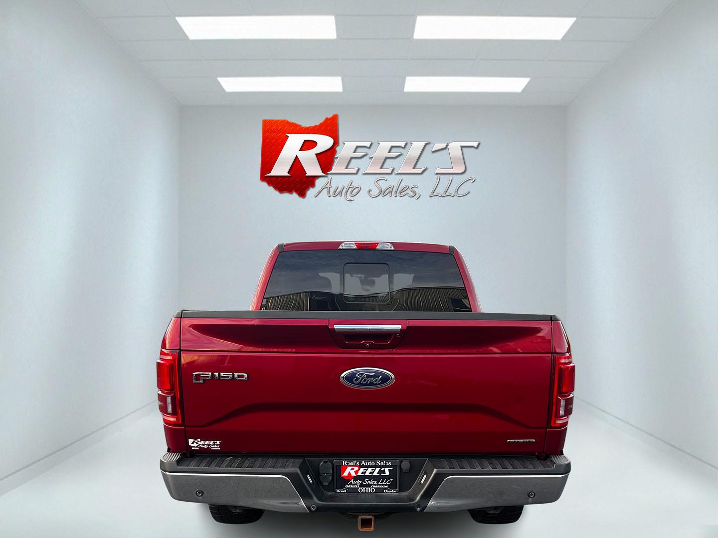 2016 Red /Black Ford F-150 Lariat SuperCrew 5.5-ft. Bed 4WD (1FTEW1EF0GF) with an 5.0L V8 engine, 6A transmission, located at 11115 Chardon Rd. , Chardon, OH, 44024, (440) 214-9705, 41.580246, -81.241943 - This 2016 Ford F-150 Lariat Crew Cab is a robust and versatile pickup equipped with the powerful 5.0 Coyote V8 engine paired with a 6-speed automatic transmission, generating 385 horsepower and 387 lb-ft of torque. Noteworthy for its comfortable leather interior, it features dual-zone automatic clim - Photo#6