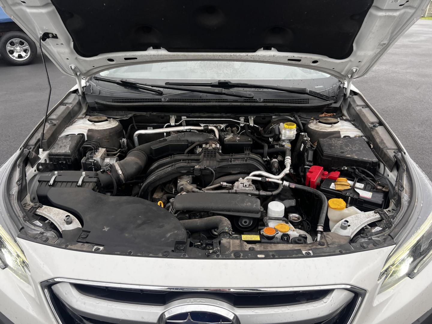 2022 White /Gray Subaru Outback Premium (4S4BTADC0N3) with an 2.5L H4 DOHC 16V engine, Automatic transmission, located at 11115 Chardon Rd. , Chardon, OH, 44024, (440) 214-9705, 41.580246, -81.241943 - This 2022 Subaru Outback Premium is a well-rounded SUV with a focus on comfort, technology, and safety. It features a 2.5L H4 engine with the brand's signature Symmetrical All-Wheel Drive, providing excellent traction and stability. With a highway fuel efficiency of 33 MPG, it balances performance w - Photo#22