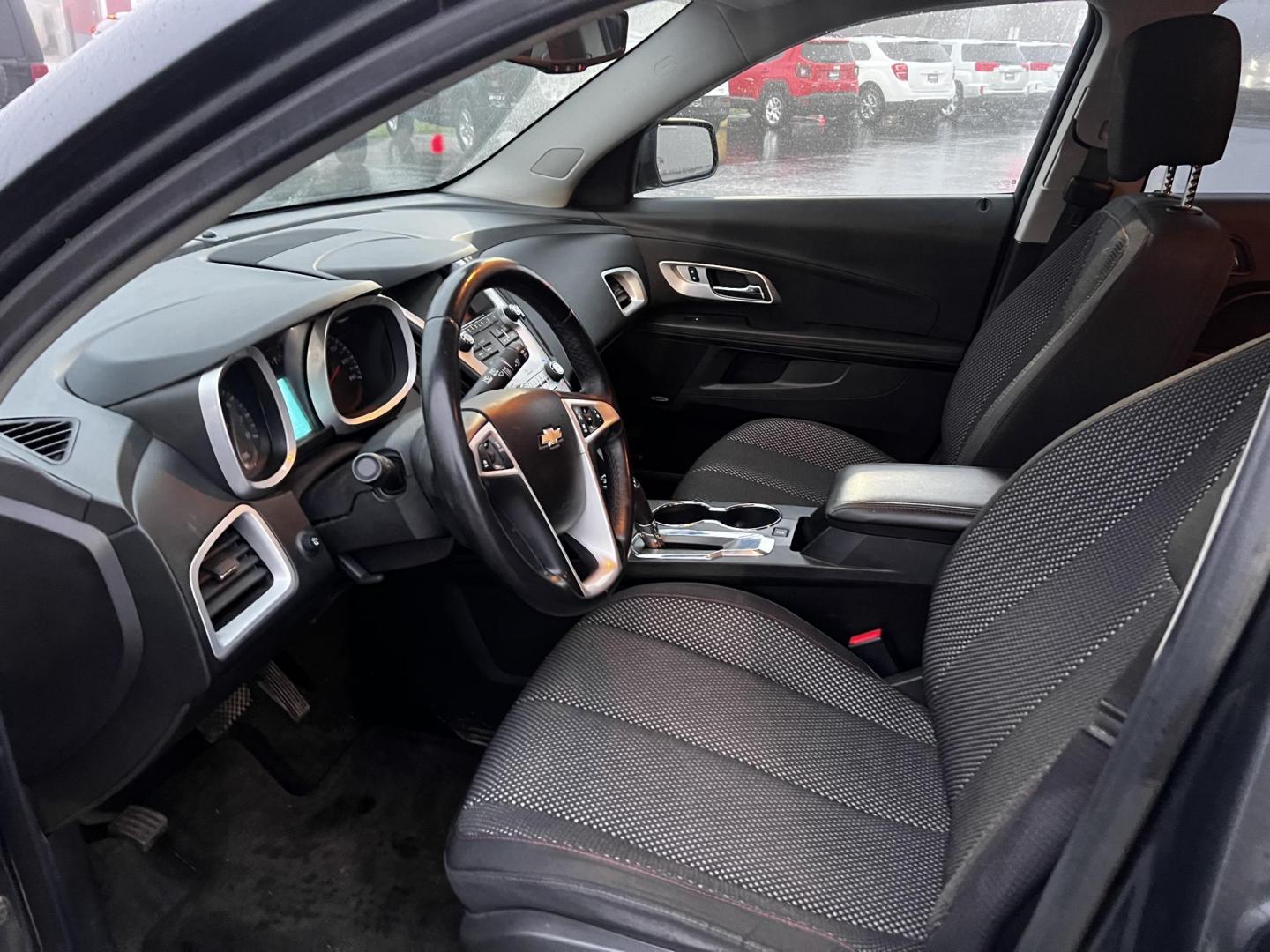 2017 Gray /Black Chevrolet Equinox LT AWD (2GNFLFE30H6) with an 3.6L V6 DOHC 24V engine, 6A transmission, located at 11115 Chardon Rd. , Chardon, OH, 44024, (440) 214-9705, 41.580246, -81.241943 - Photo#18