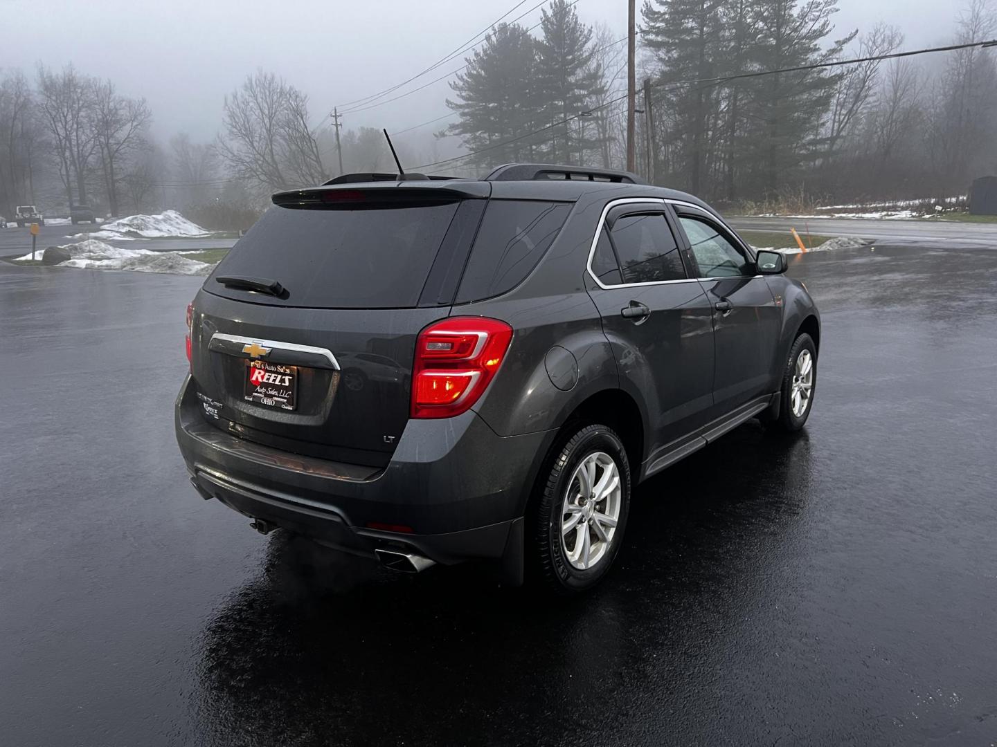 2017 Gray /Black Chevrolet Equinox LT AWD (2GNFLFE30H6) with an 3.6L V6 DOHC 24V engine, 6A transmission, located at 11115 Chardon Rd. , Chardon, OH, 44024, (440) 214-9705, 41.580246, -81.241943 - Photo#7