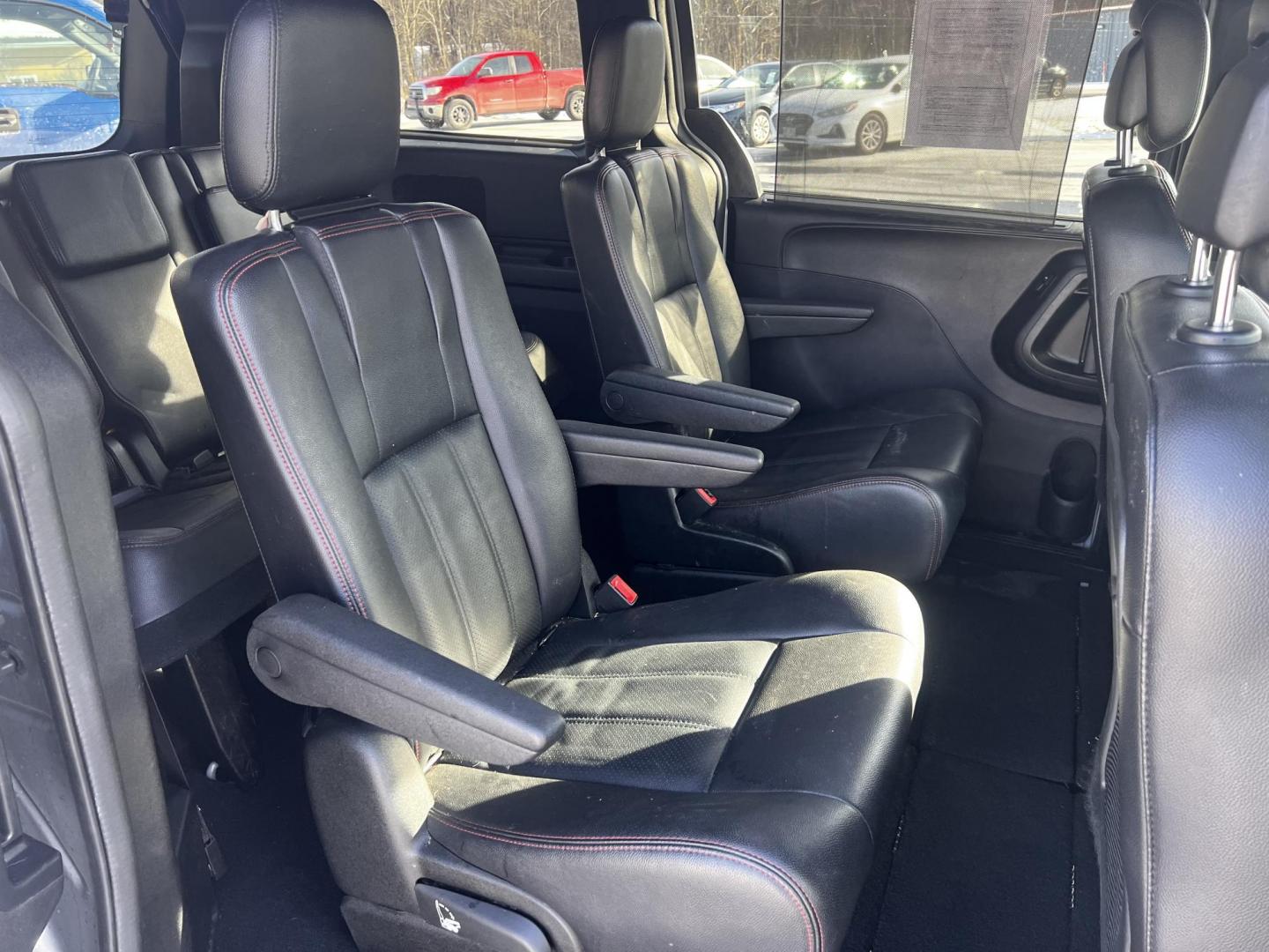 2019 Silver /Black Dodge Grand Caravan GT (2C4RDGEG6KR) with an 3.6L V6 DOHC 24V engine, 6A transmission, located at 11115 Chardon Rd. , Chardon, OH, 44024, (440) 214-9705, 41.580246, -81.241943 - This 2019 Dodge Grand Caravan GT is a versatile minivan known for its blend of practicality and comfort features, making it a popular choice for families. It comes equipped with a robust 3.6L Pentastar V6 engine paired with a 6-speed automatic transmission, providing a smooth and reliable driving ex - Photo#37