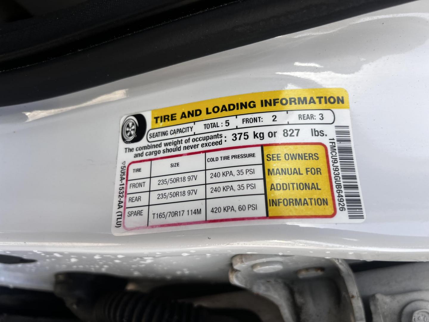 2016 White /Gray Ford Escape Titanium 4WD (1FMCU9J93GU) with an 2.0L I4 DOHC 16V Turbo engine, 6-Speed Automatic transmission, located at 547 E. Main St., Orwell, OH, 44076, (440) 437-5893, 41.535435, -80.847855 - This 2016 Ford Escape Titanium 4WD is a sophisticated and versatile compact SUV that excels in both performance and comfort. It is powered by a robust 2.0-liter turbocharged I4 EcoBoost engine linked to a 6-speed automatic transmission, providing impressive power and a towing capacity of up to 3,500 - Photo#19