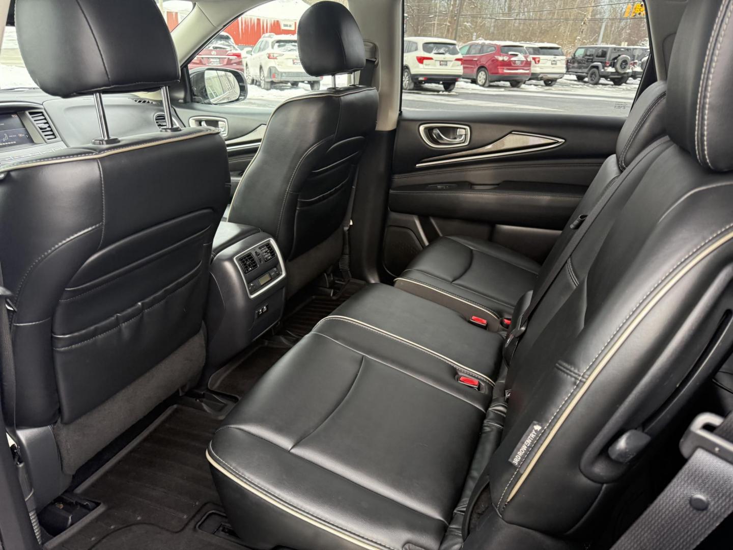 2020 Blue /Black Infiniti QX60 Luxe AWD (5N1DL0MM8LC) with an 3.5L V6 DOHC 24V engine, Automatic transmission, located at 11115 Chardon Rd. , Chardon, OH, 44024, (440) 214-9705, 41.580246, -81.241943 - Photo#34