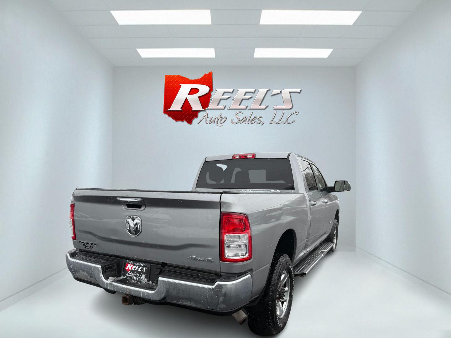 2019 Silver /Black RAM 2500 Big Horn Crew Cab SWB 4WD (3C6UR5DJ9KG) with an 6.4L V8 engine, 8A transmission, located at 11115 Chardon Rd. , Chardon, OH, 44024, (440) 214-9705, 41.580246, -81.241943 - Photo#16