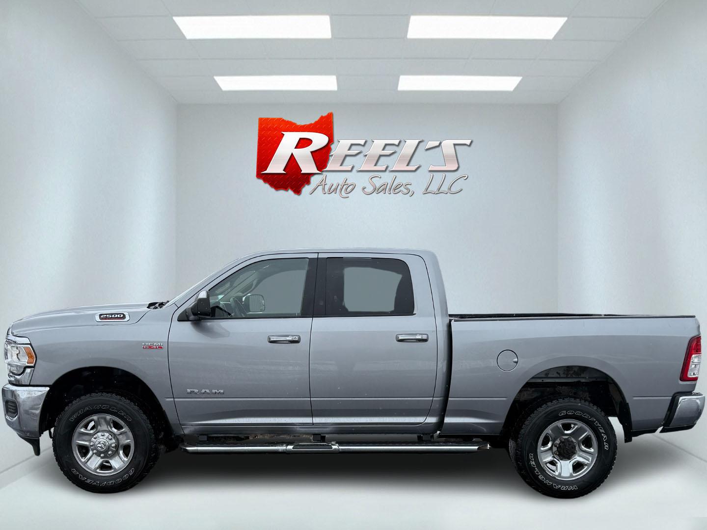 2019 Silver /Black RAM 2500 Big Horn Crew Cab SWB 4WD (3C6UR5DJ9KG) with an 6.4L V8 engine, 8A transmission, located at 11115 Chardon Rd. , Chardon, OH, 44024, (440) 214-9705, 41.580246, -81.241943 - Photo#20