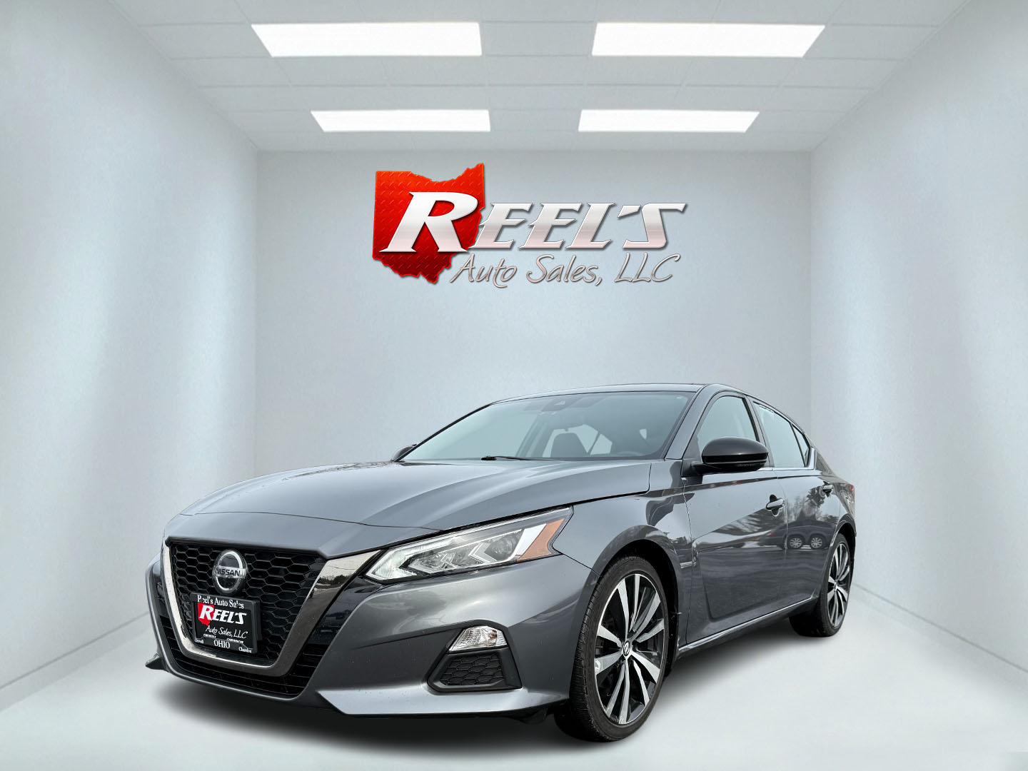 photo of 2020 Nissan Altima 2.5 SR AWD