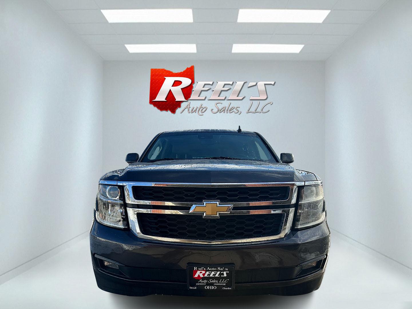 2018 Gray /Gray Chevrolet Suburban LT 4WD (1GNSKHKC7JR) with an 5.3L V8 OHV 16V engine, 6A transmission, located at 547 E. Main St., Orwell, OH, 44076, (440) 437-5893, 41.535435, -80.847855 - This 2018 Chevrolet Suburban LT is a powerful full-size SUV featuring a 5.3L Vortec V8 engine with a 6-speed automatic transmission and 4WD, 3.42 gearing, and an impressive 8,000-pound towing capacity, while its refined interior offers leather seating, heated front seats, and second-row captain’s - Photo#1