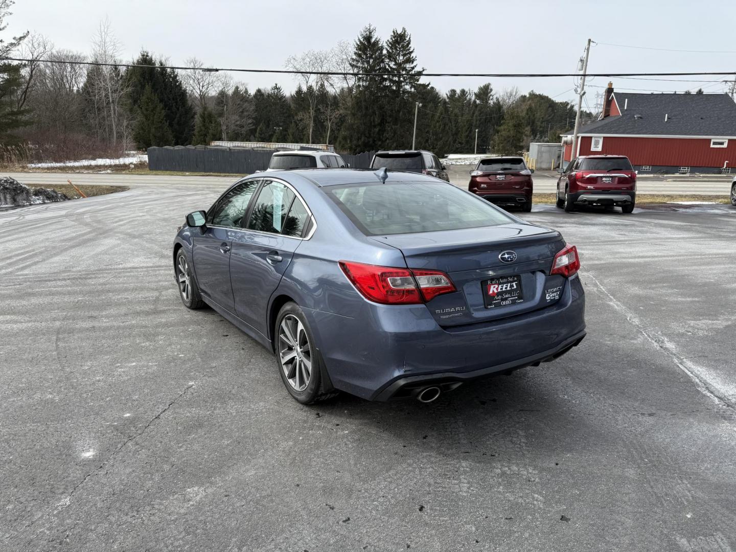 2018 Blue /Black Subaru Legacy 2.5i Limited (4S3BNAN68J3) with an 2.5L H4 SOHC 16V engine, Automatic transmission, located at 11115 Chardon Rd. , Chardon, OH, 44024, (440) 214-9705, 41.580246, -81.241943 - This One Owner 2018 Subaru Legacy Limited offers a balanced blend of performance, comfort, and technology, making it a compelling choice in the midsize sedan segment. Featuring a 2.5 H4 engine, this Legacy delivers efficient performance with an impressive highway fuel economy of 34 MPG. The interior - Photo#9