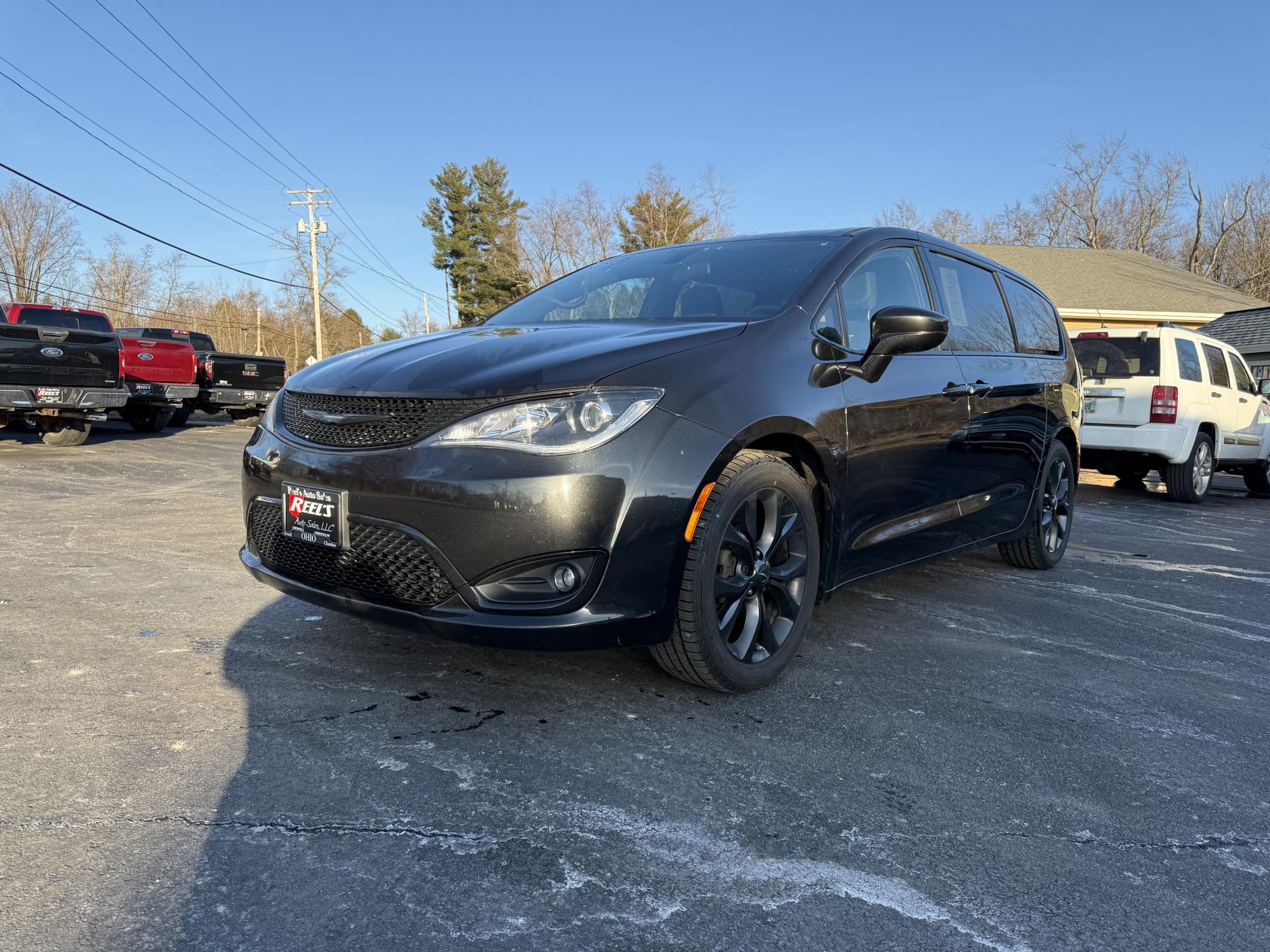 photo of 2018 Chrysler Pacifica Touring Plus