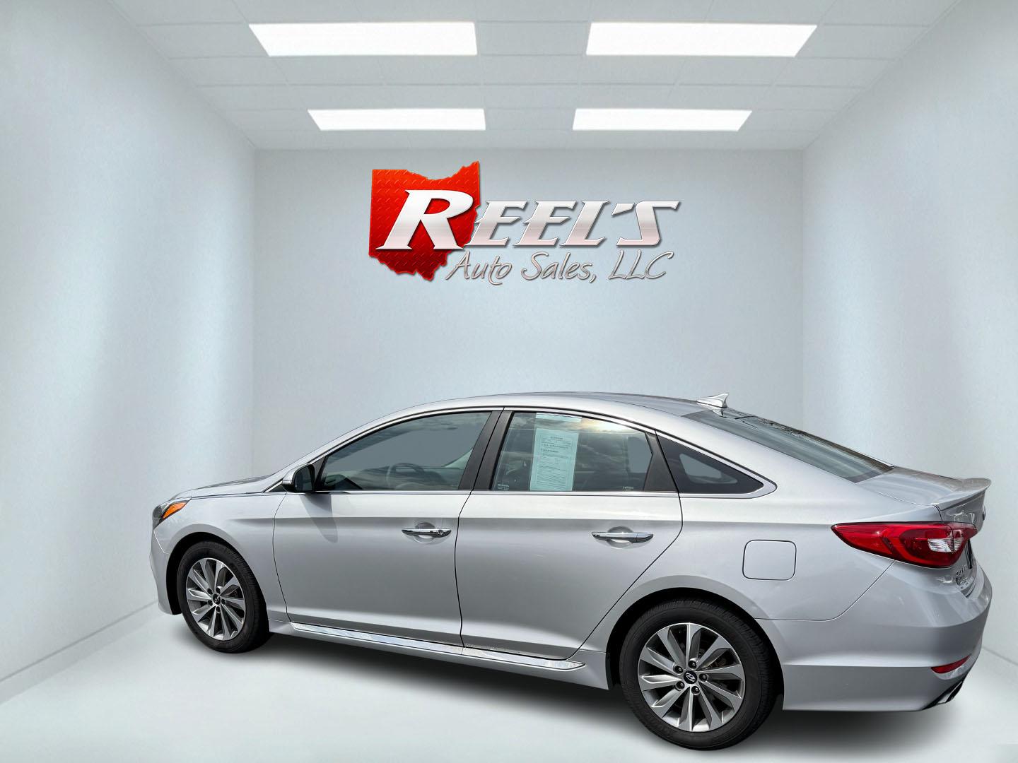 2016 Silver /Gray Hyundai Sonata Sport (5NPE34AF9GH) with an 2.4L I4 DOHC 16V engine, 6A transmission, located at 547 E. Main St., Orwell, OH, 44076, (440) 437-5893, 41.535435, -80.847855 - This 2016 Hyundai Sonata Sport comes equipped with a 2.4-liter GDI engine paired with a 6-speed automatic transmission, delivering a dynamic driving experience with selectable Sport and ECO modes for enhanced performance and fuel efficiency, respectively, achieving an impressive 36 MPG on the highwa - Photo#37