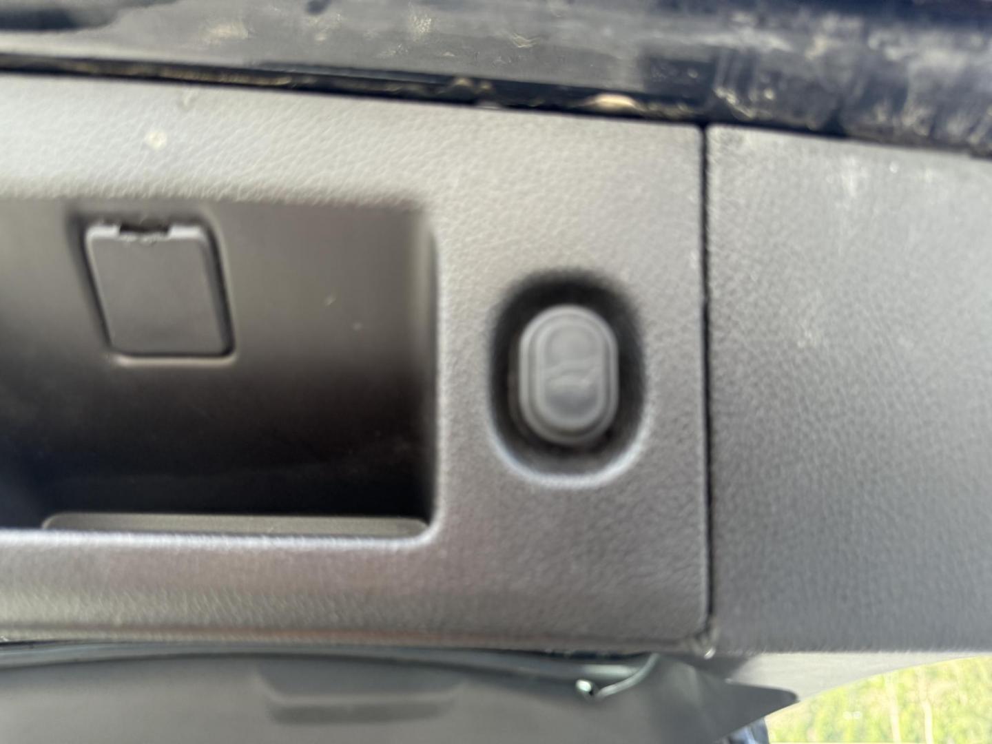 2015 Black /Black GMC Yukon Denali 4WD (1GKS2CKJXFR) with an 6.2L V8 OHV 16V engine, 8-Speed Automatic transmission, located at 11115 Chardon Rd. , Chardon, OH, 44024, (440) 214-9705, 41.580246, -81.241943 - This 2015 GMC Yukon is the best the GMC has to offer. It combines power, comfort, and advanced technology. Equipped with a robust 6.2-liter V8 engine delivering 420 horsepower and 460 lb-ft of torque, paired with an 8-speed automatic transmission, it is designed for performance and can tow up to 8,1 - Photo#37