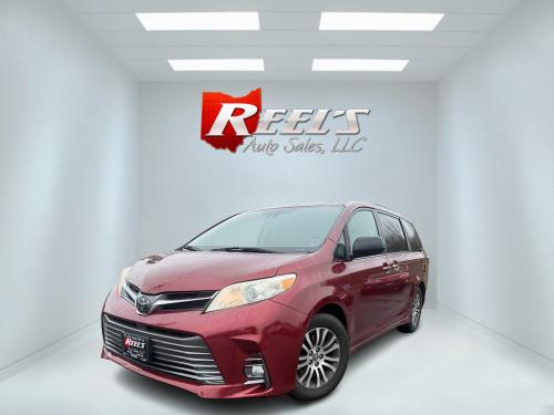 2018 Toyota Sienna XLE 8-Passenger